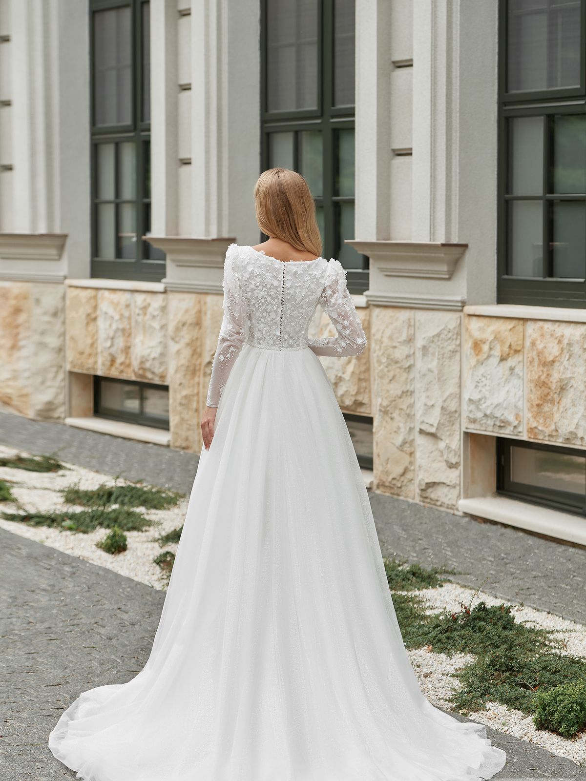 Rochia de mireasă Karina, model 861, colecția Royal Elegance