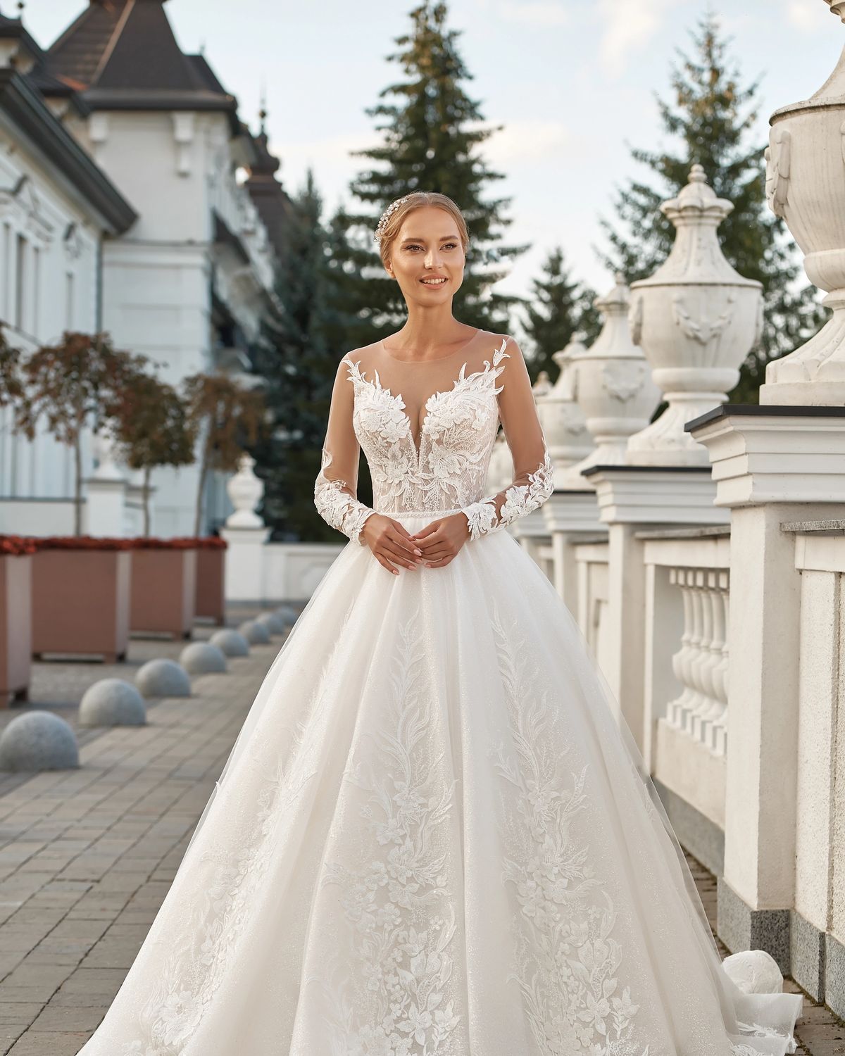 Rochia de mireasă Mara, model 880, colecția Royal Elegance