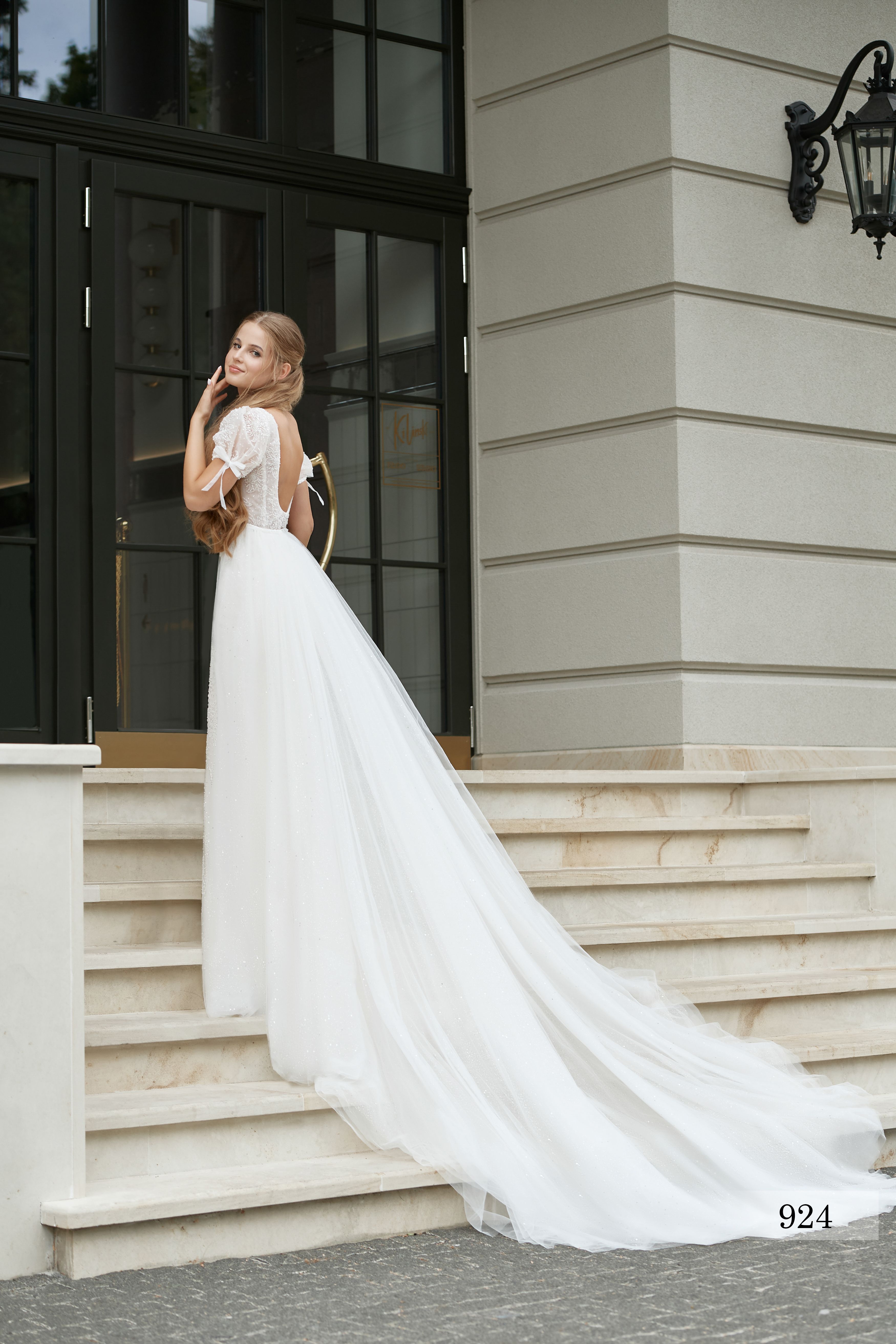 Rochia de mireasă Simona, model 924, colecția Soft Beauty
