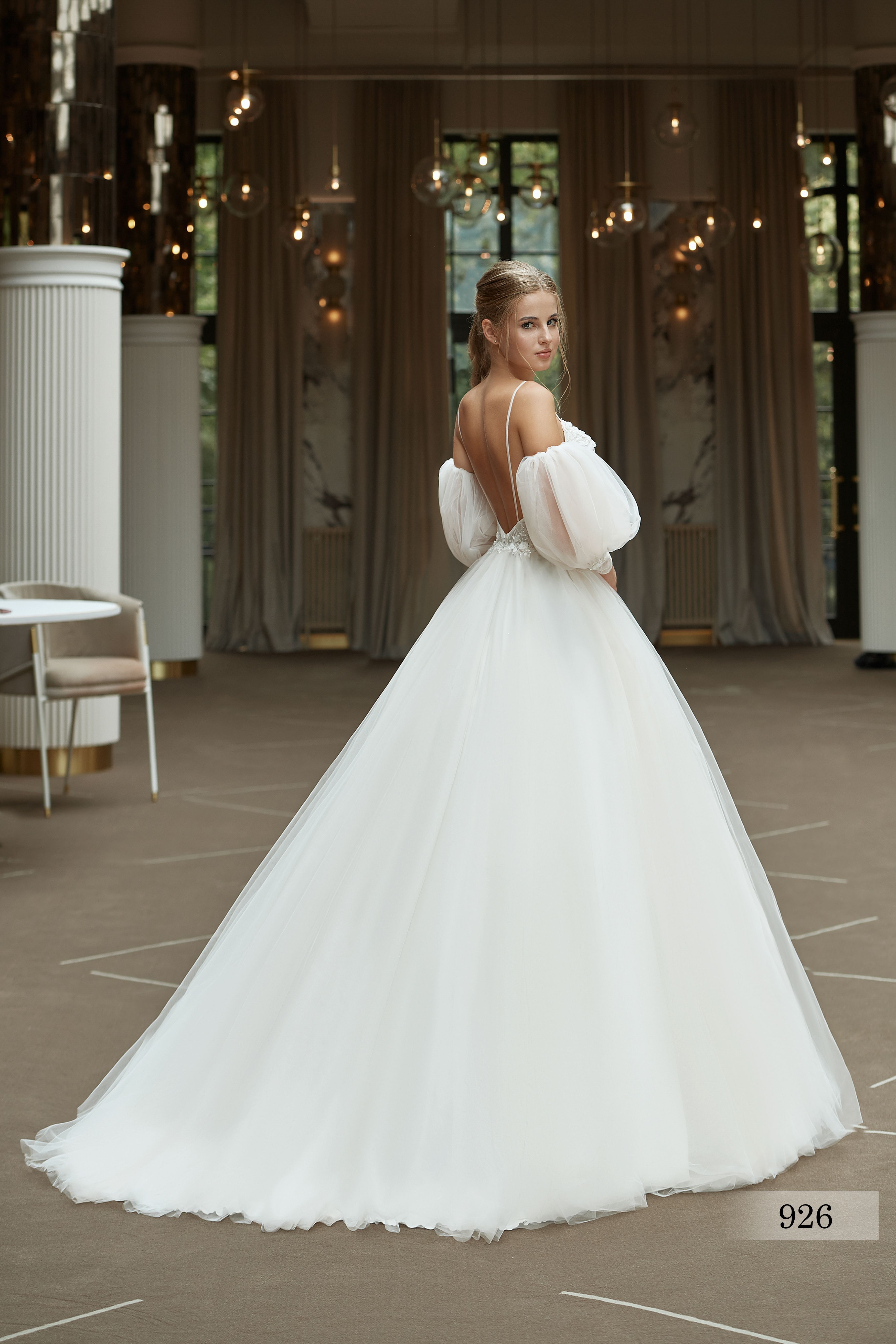 Rochia de mireasă Sofia, model 926, colecția Soft Beauty