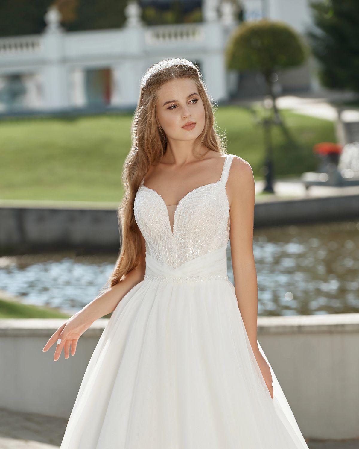 Rochia de mireasă Ruxandra, model 915, colecția Soft Beauty