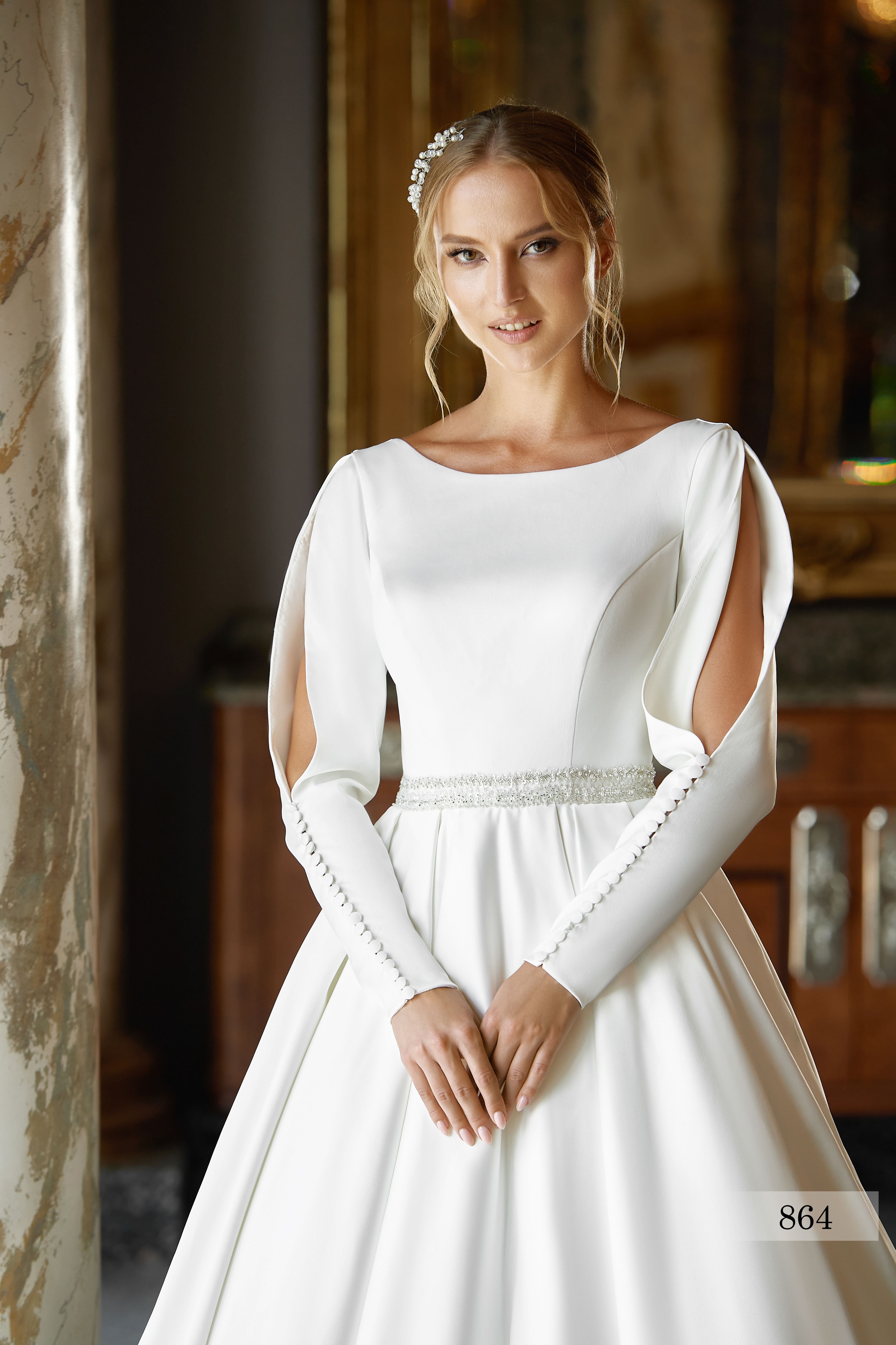 Rochia de mireasă Lavinia, model 864, colecția Royal Elegance