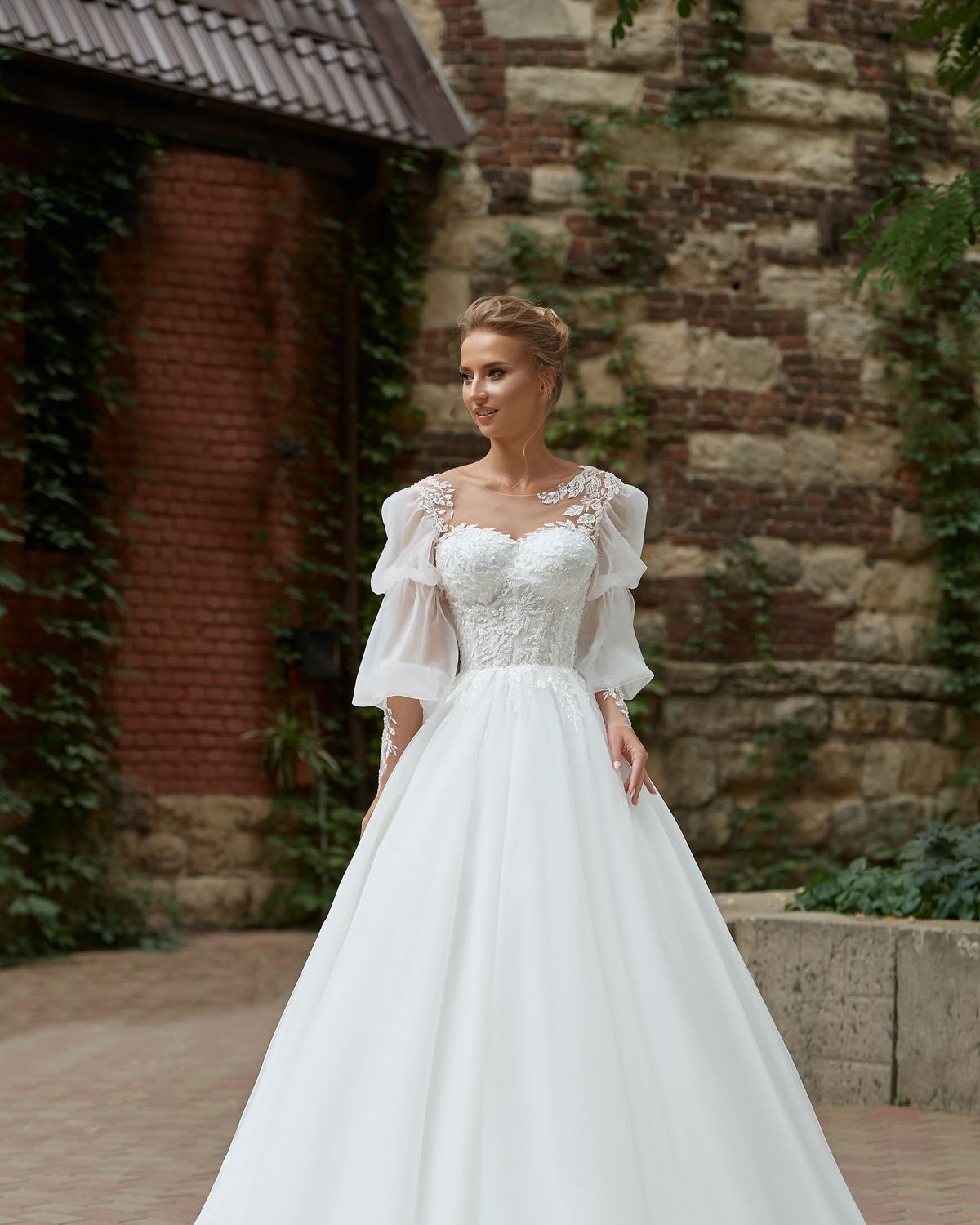 Rochia de mireasă Stefania, model 929, colecția Soft Beauty