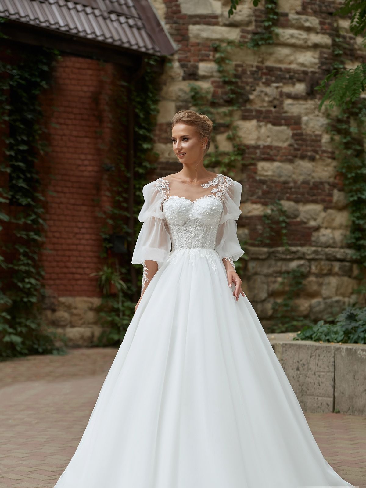 Rochia de mireasă Stefania, model 929, colecția Soft Beauty
