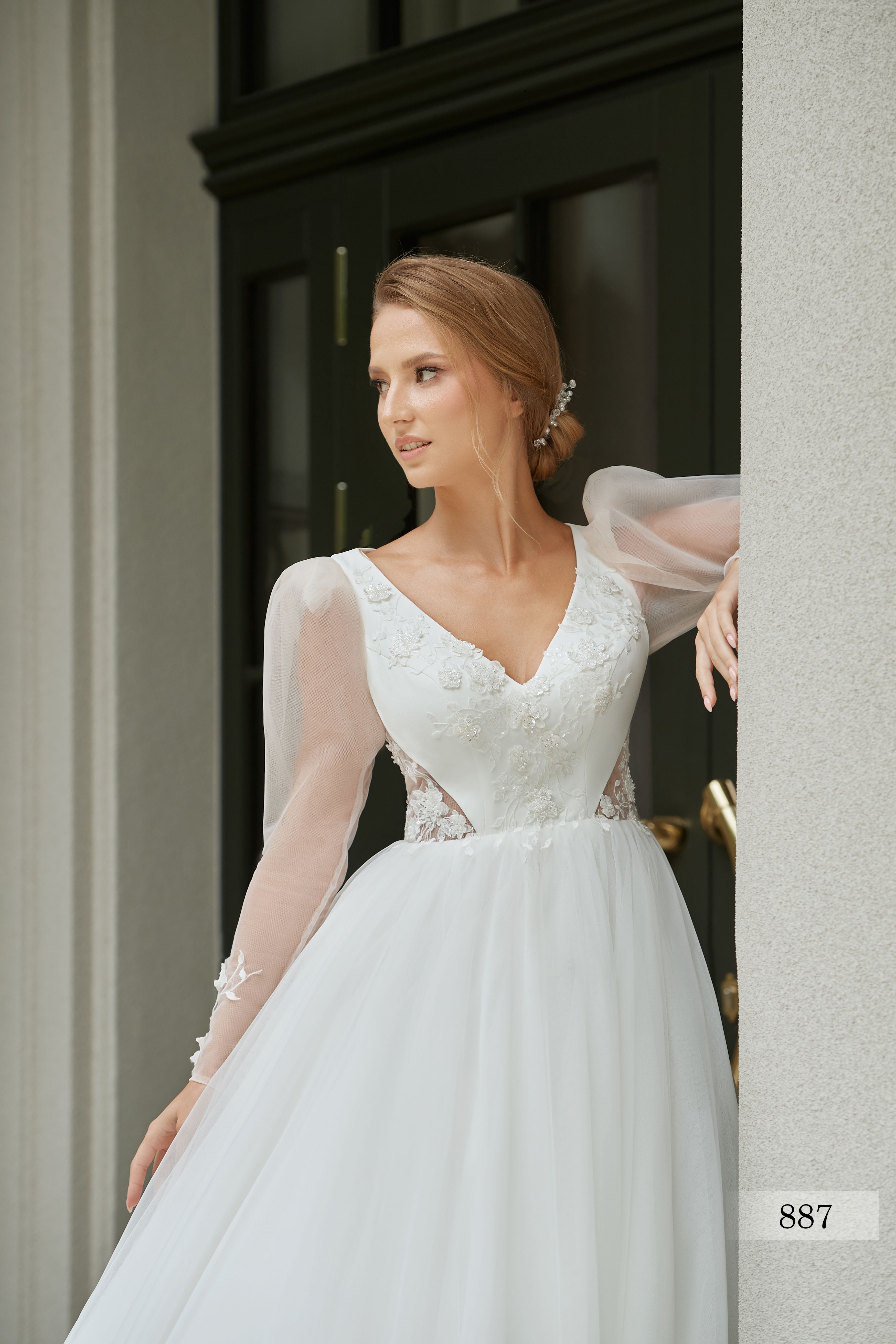 Rochia de mireasă Melissa, model 887, colecția Royal Elegance