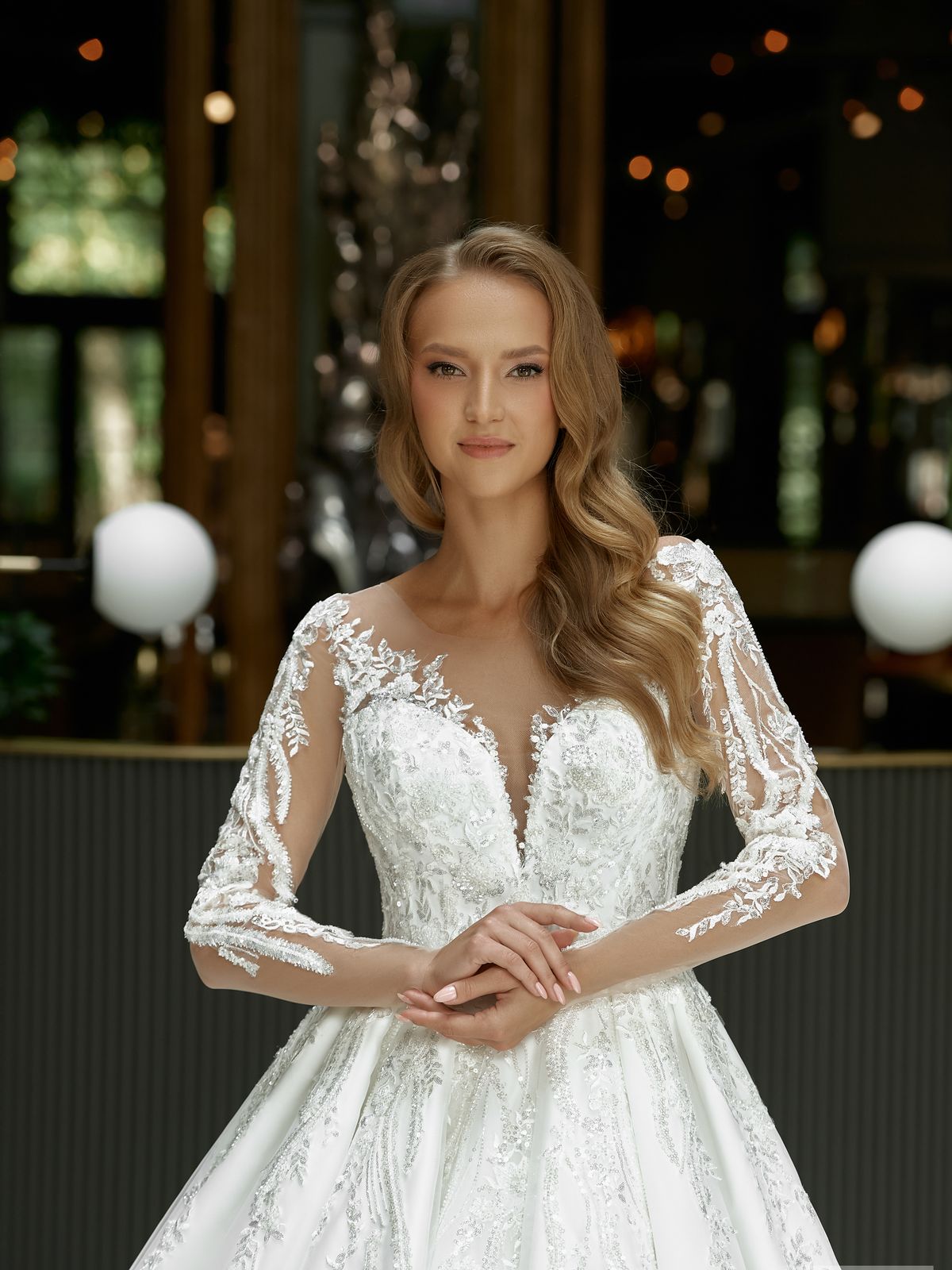 Rochia de mireasă Julieta, model 860, colecția Royal Elegance