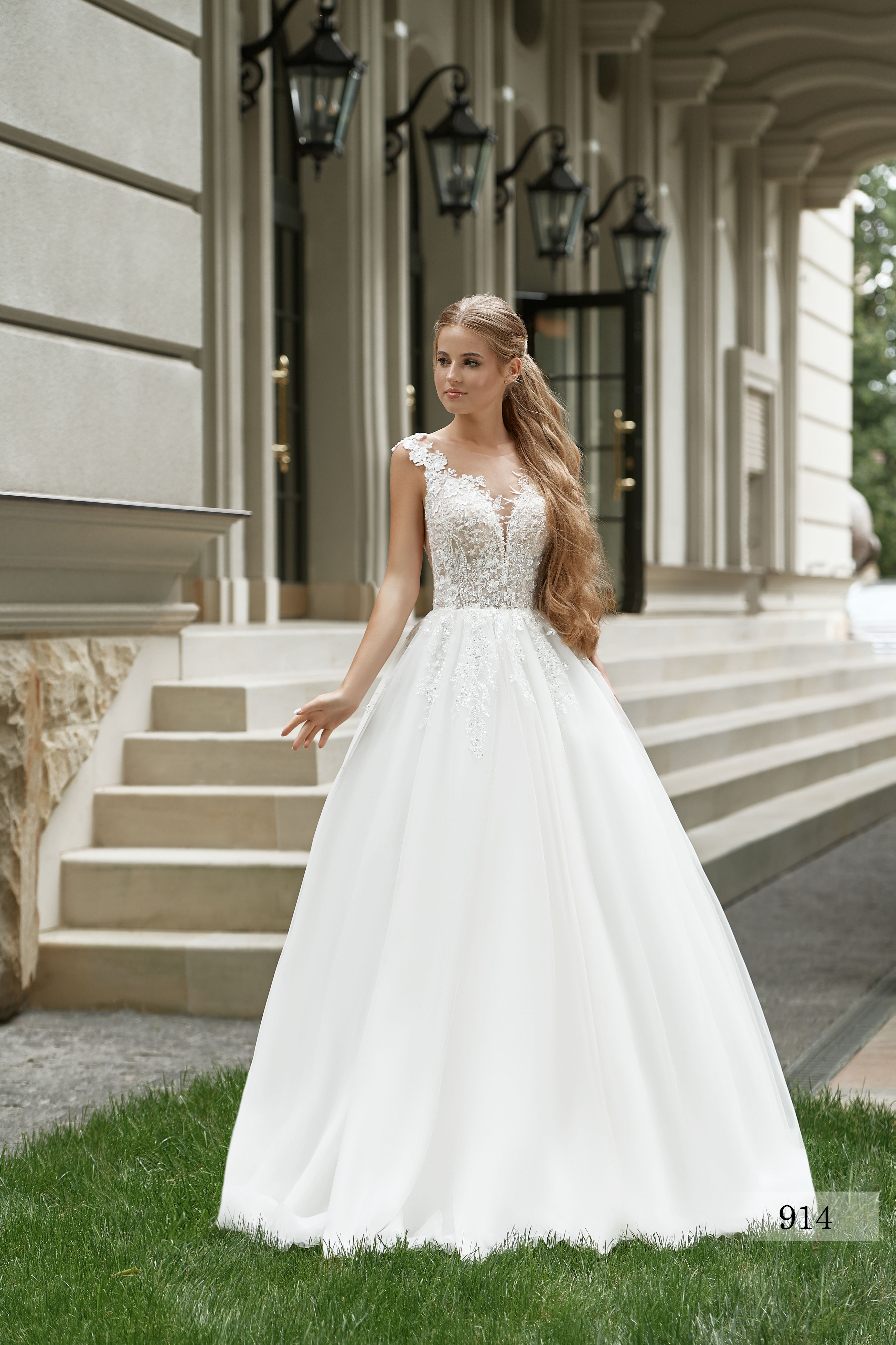 Rochia de mireasă Roxana, model 914, colecția Soft Beauty