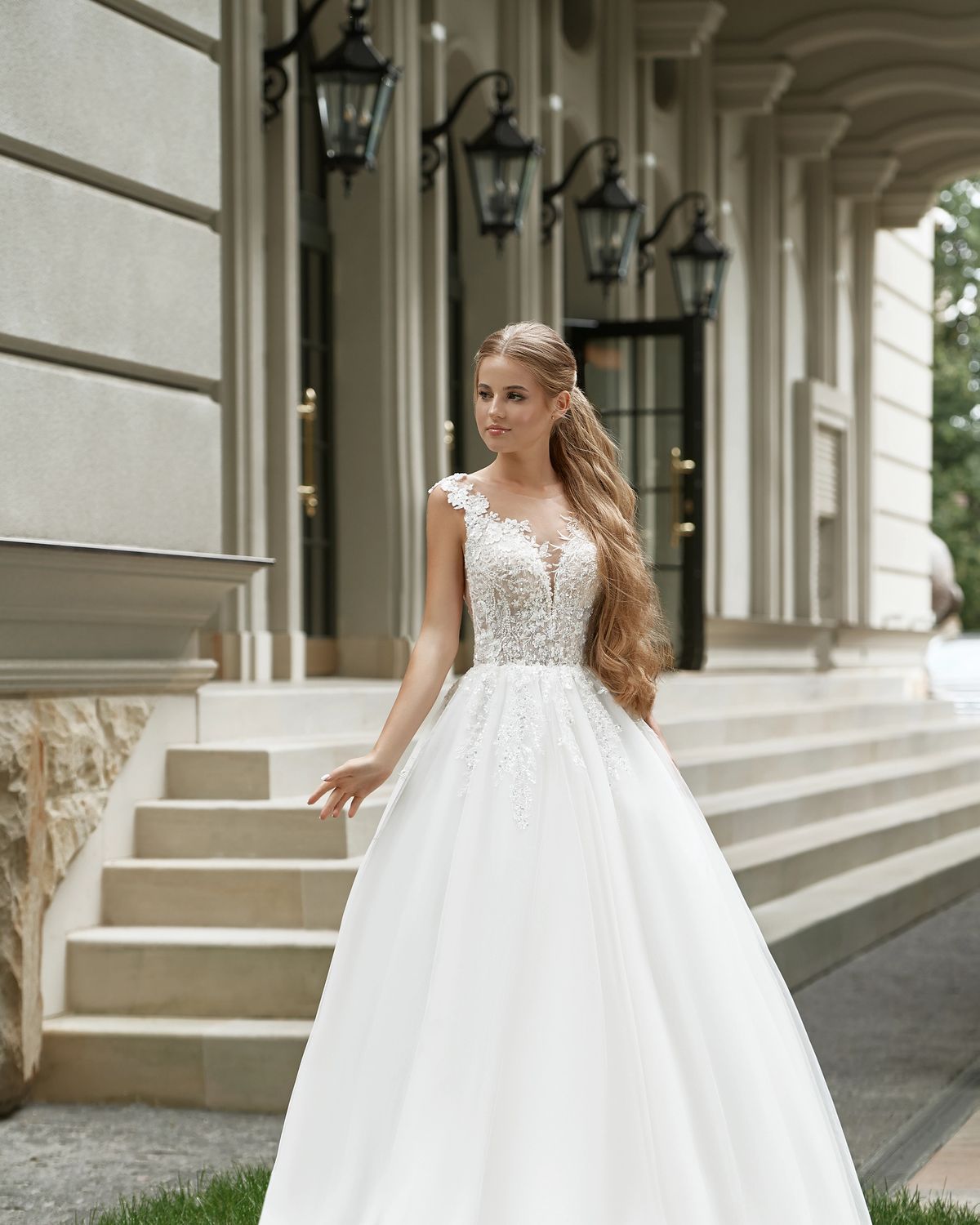 Rochia de mireasă Roxana, model 914, colecția Soft Beauty