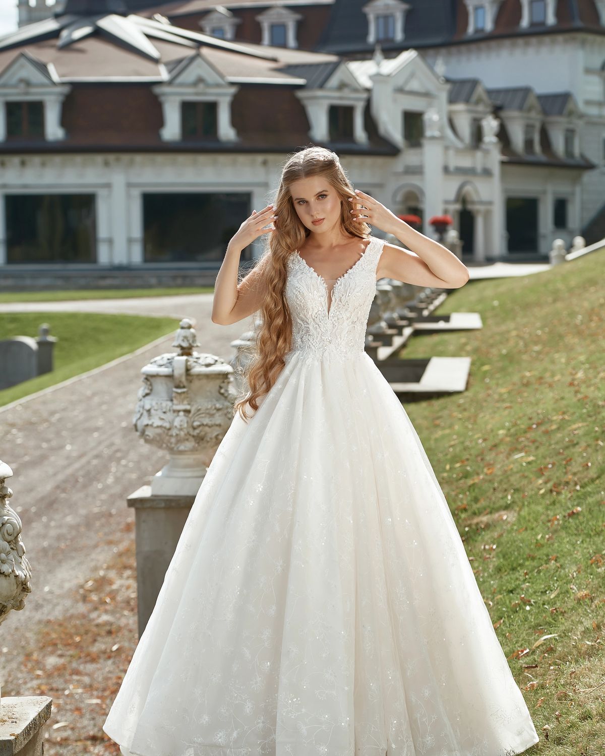Rochia de mireasă Octavia, model 902, colecția Soft Beauty
