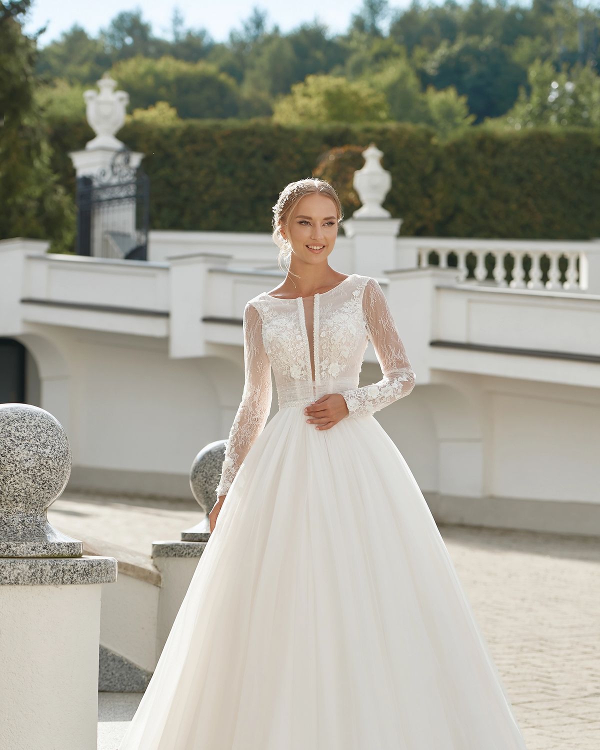 Rochia de mireasă Magda, model 877, colecția Royal Elegance