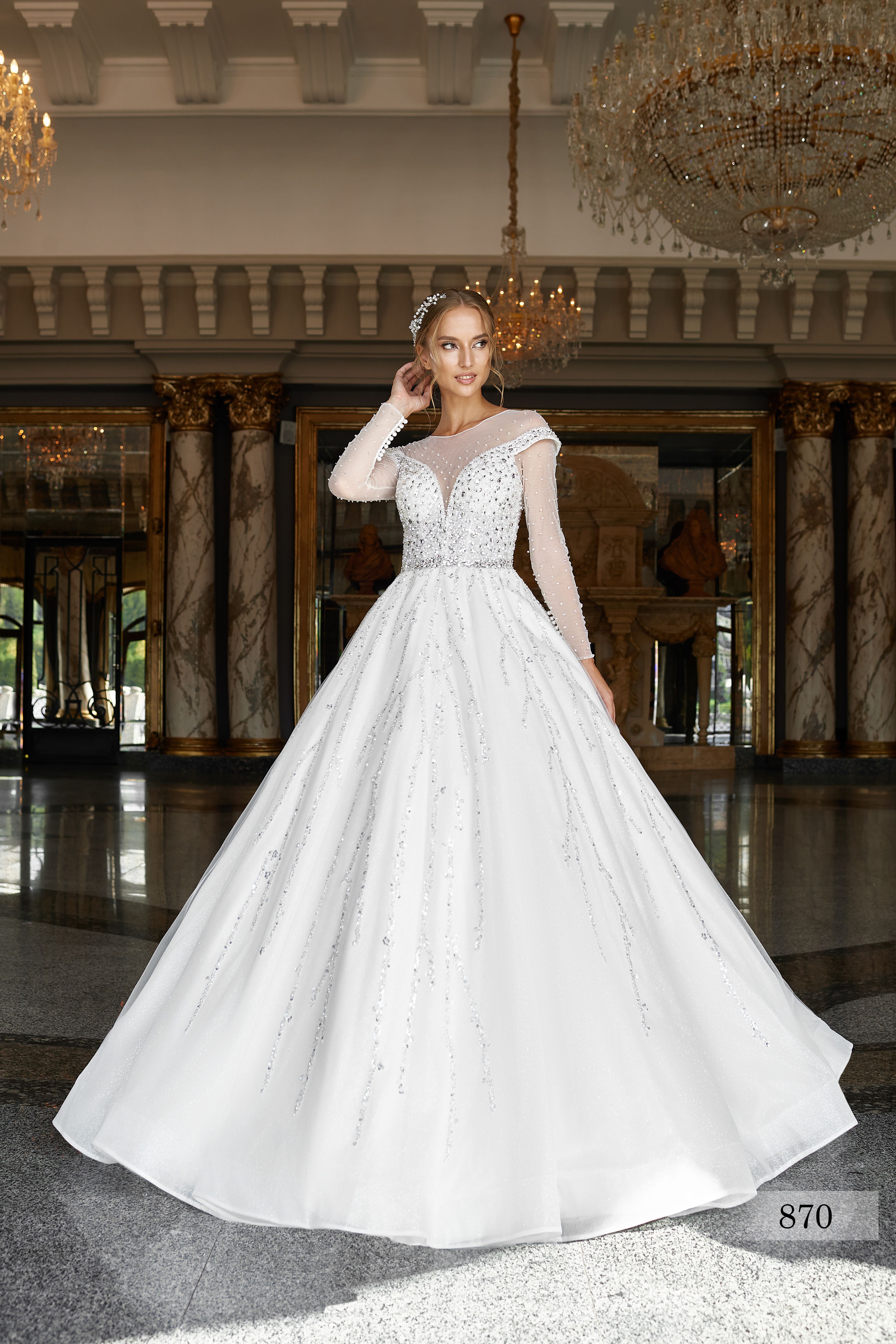 Rochia de mireasă Lorena, model 870, colecția Royal Elegance