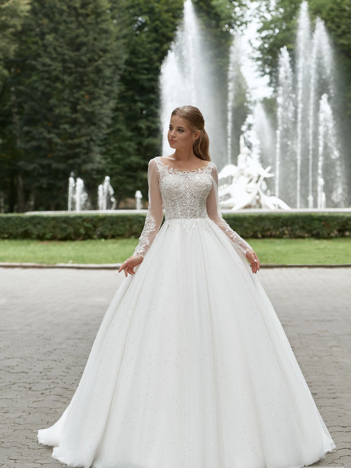 Rochia de mireasă Monica, model 893, colecția Royal Elegance