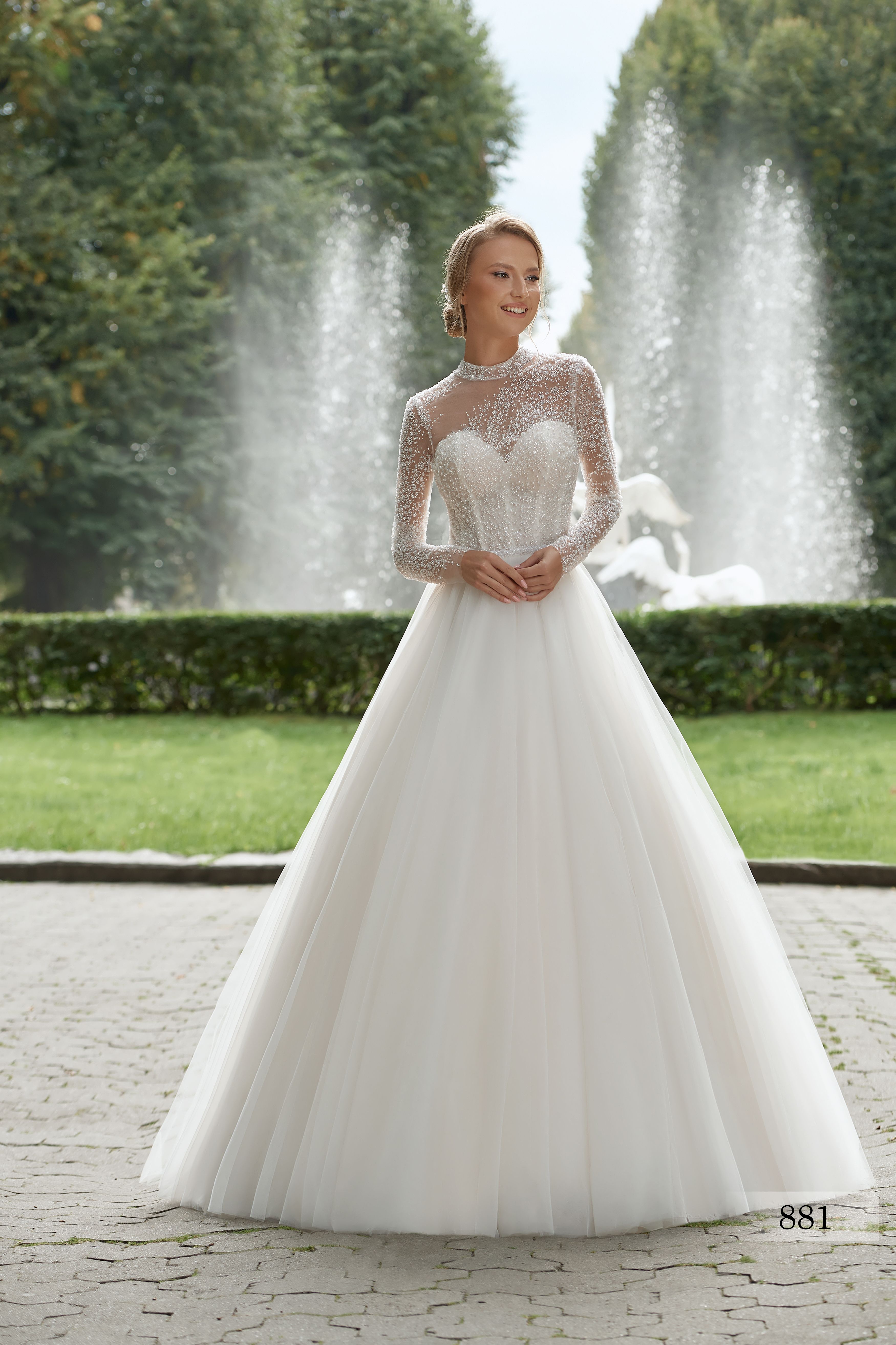 Rochia de mireasă Marcela, model 881, colecția Royal Elegance