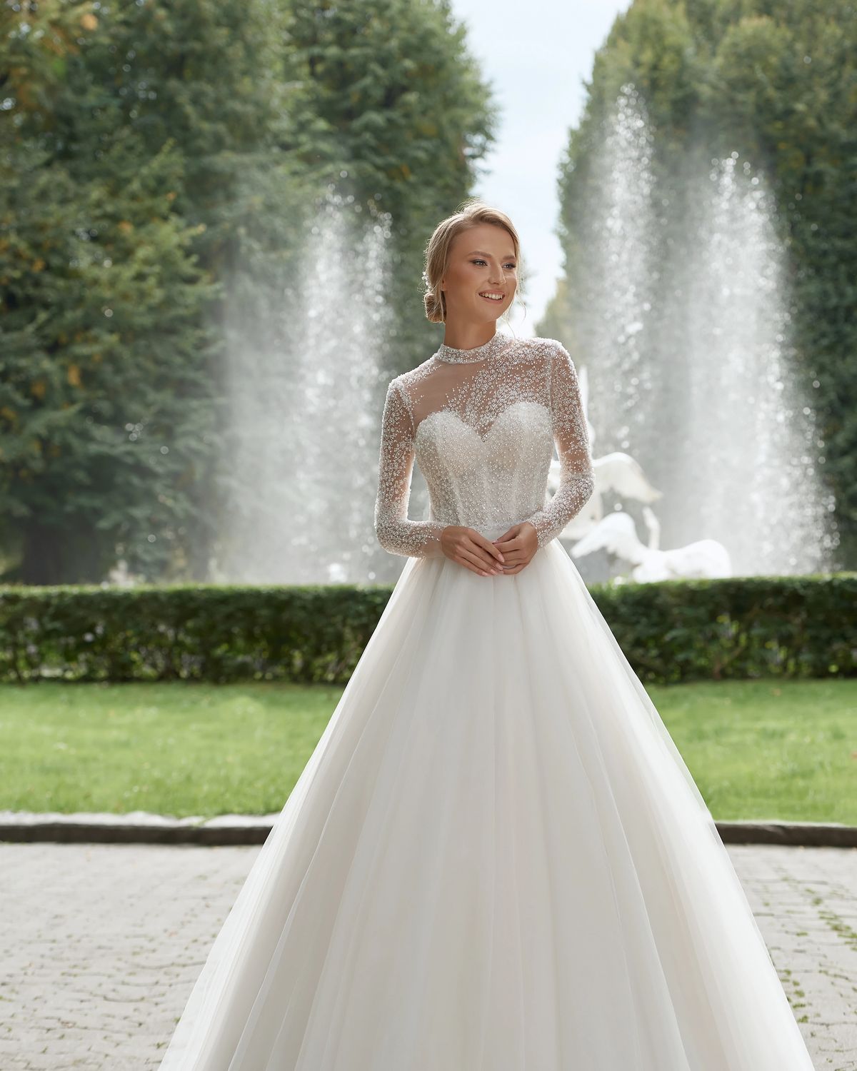 Rochia de mireasă Marcela, model 881, colecția Royal Elegance