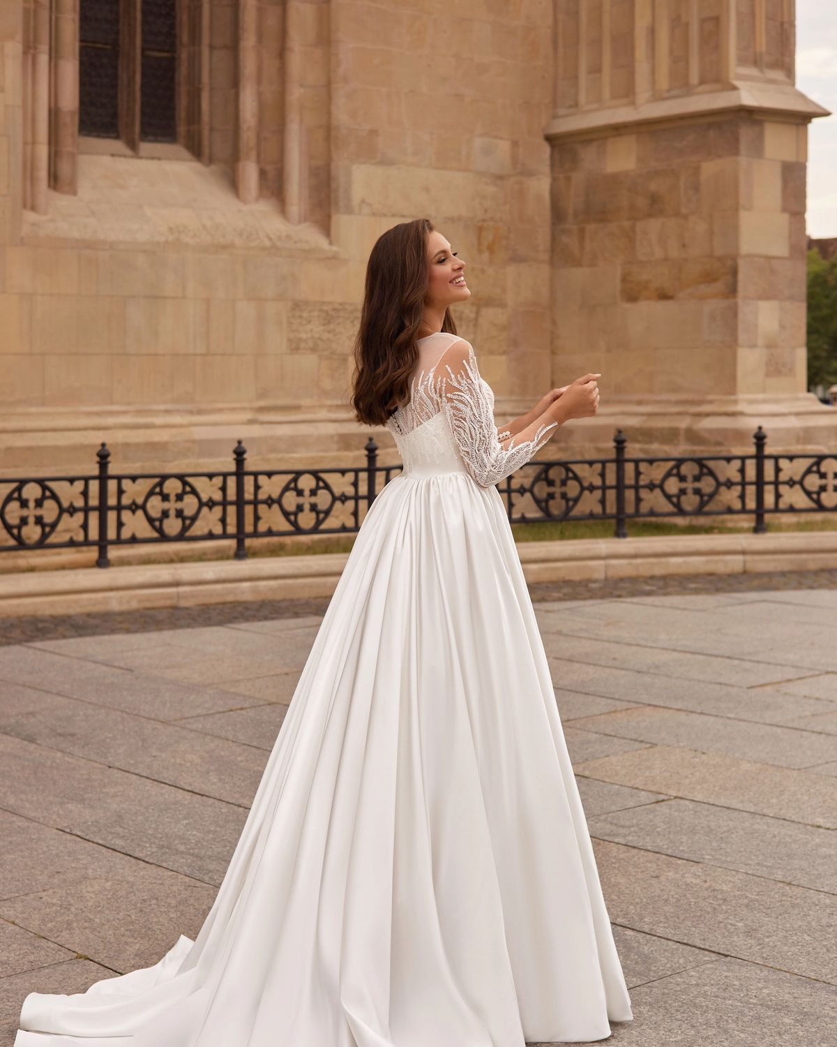 Rochia de mireasă Erika, model 969, colecția Sunshine