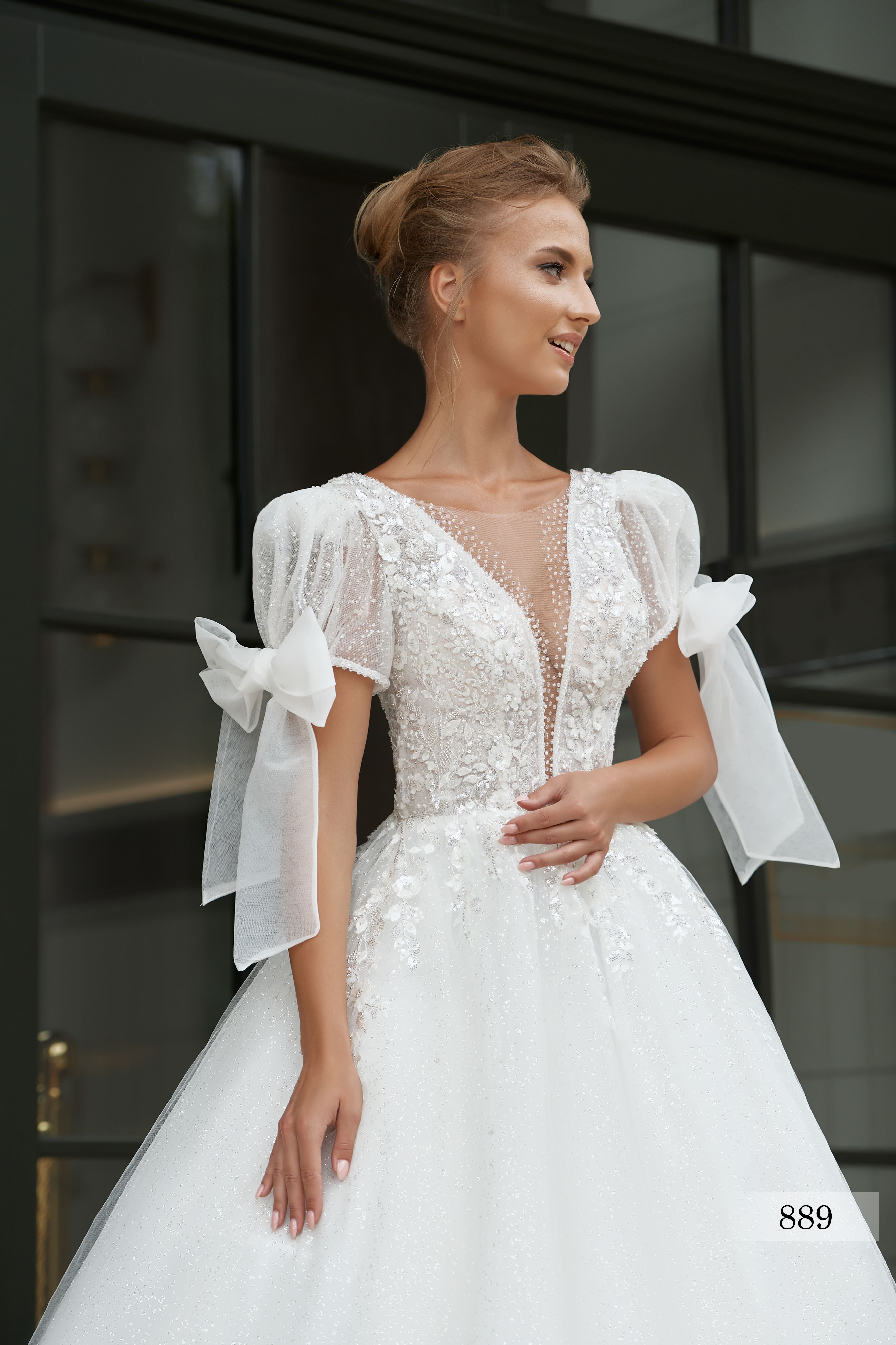 Rochia de mireasă Milena, model 889, colecția Royal Elegance