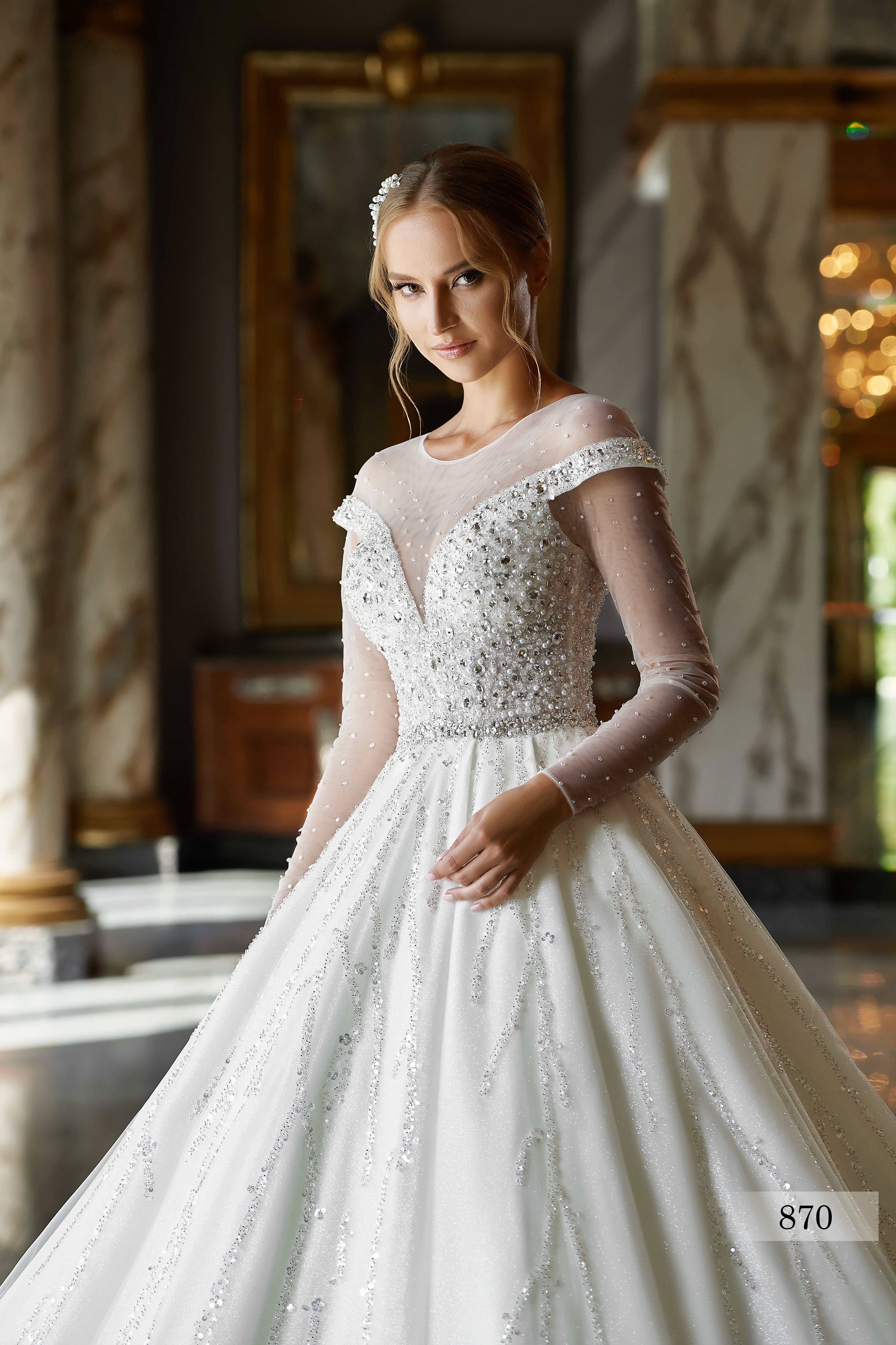 Rochia de mireasă Lorena, model 870, colecția Royal Elegance