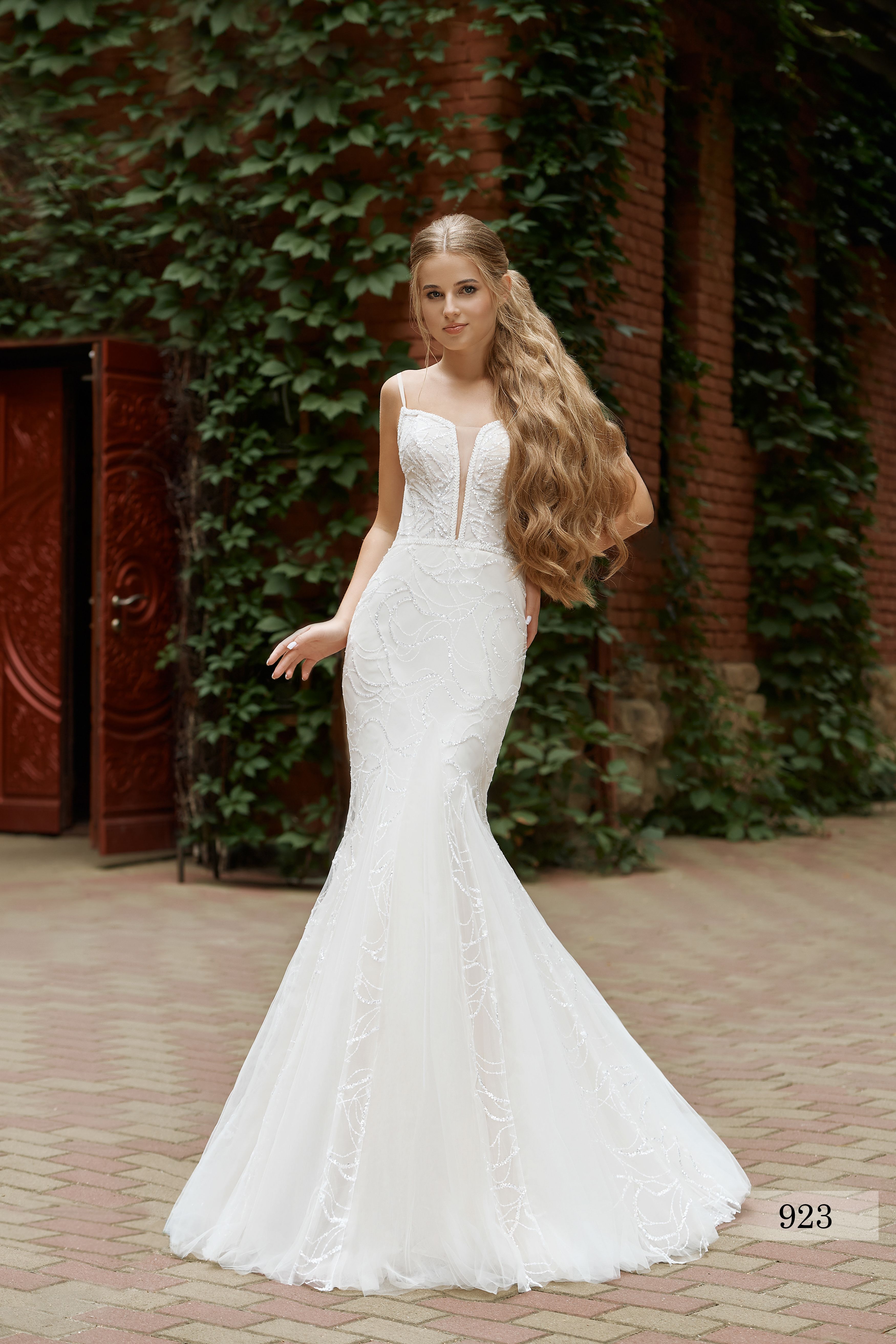 Rochia de mireasă Silvia, model 923, colecția Soft Beauty