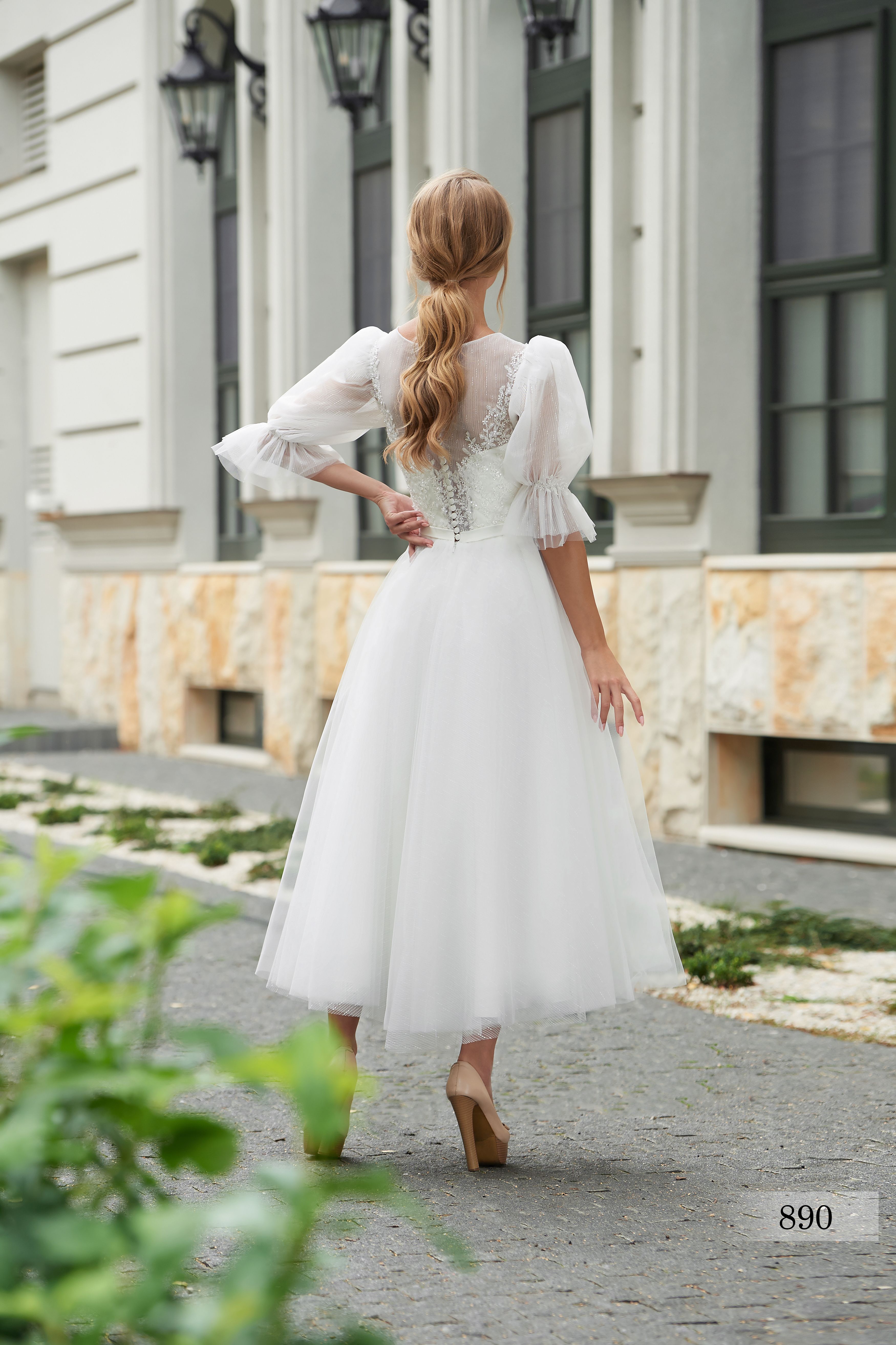 Rochia de mireasă Mira, model 890, colecția Royal Elegance