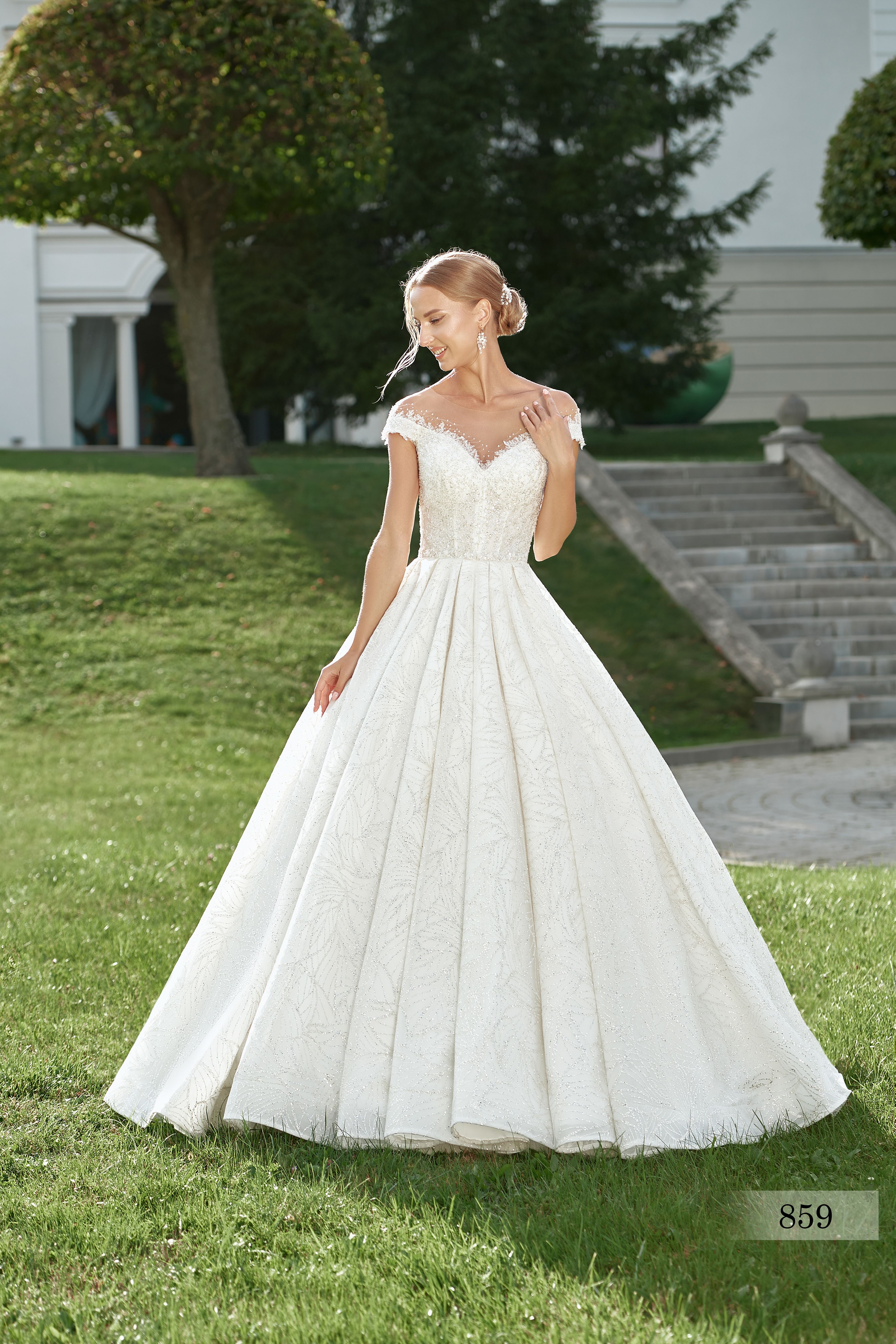 Rochia de mireasă Josephine, model 859, colecția Royal Elegance
