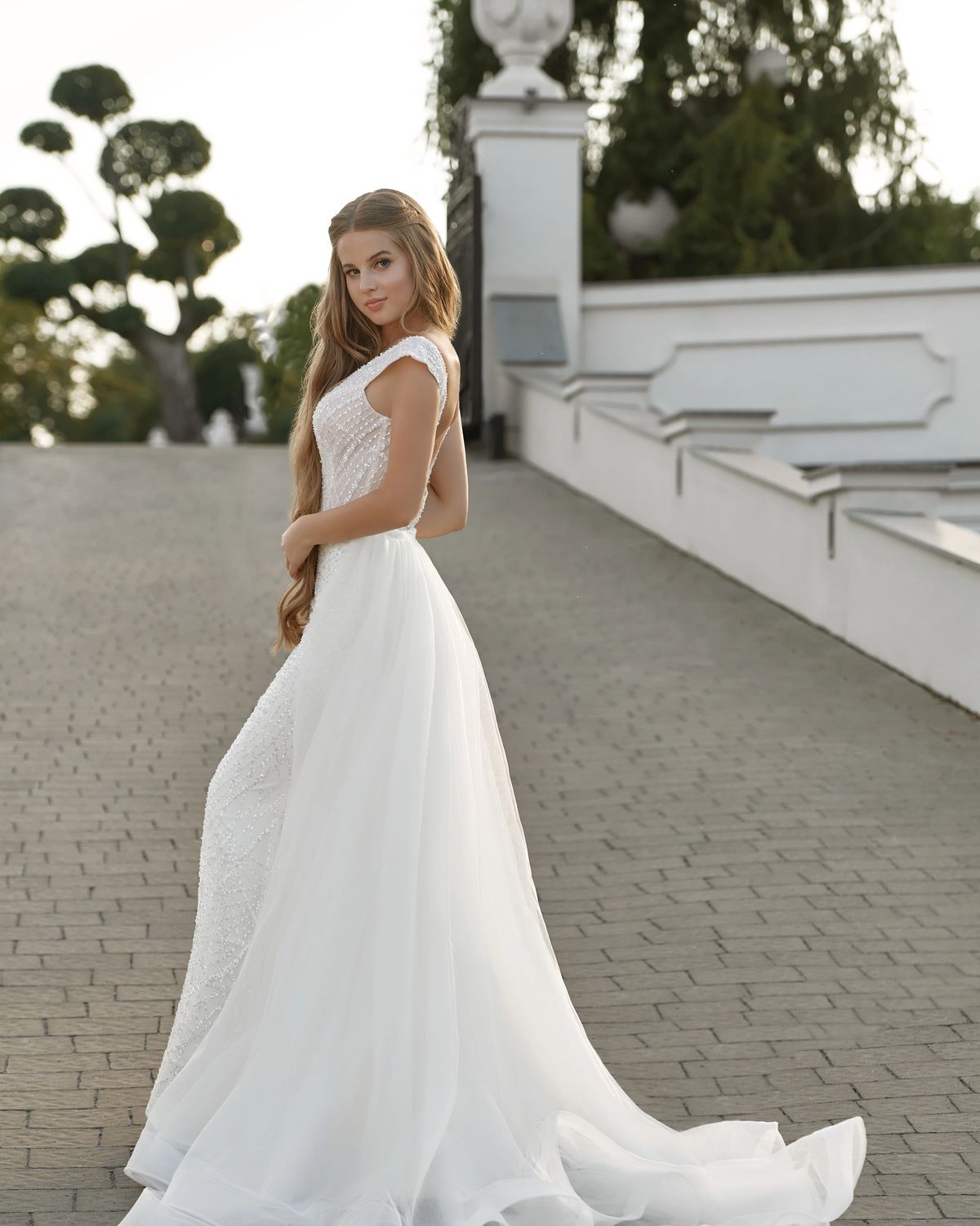 Rochia de mireasă Luminița, model 875, colecția Royal Elegance
