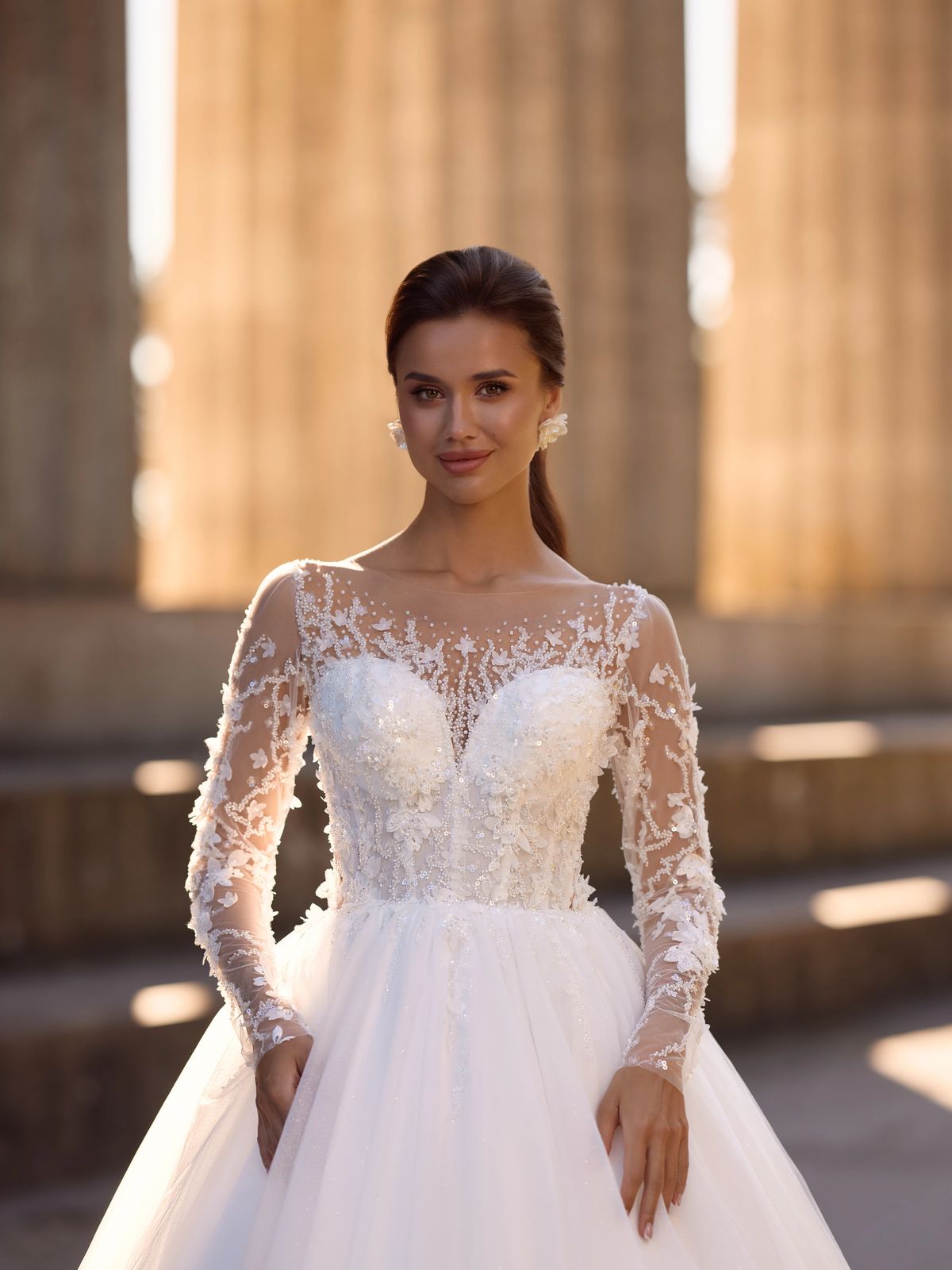Rochia de mireasă Emma, model 1081, colecția Performance