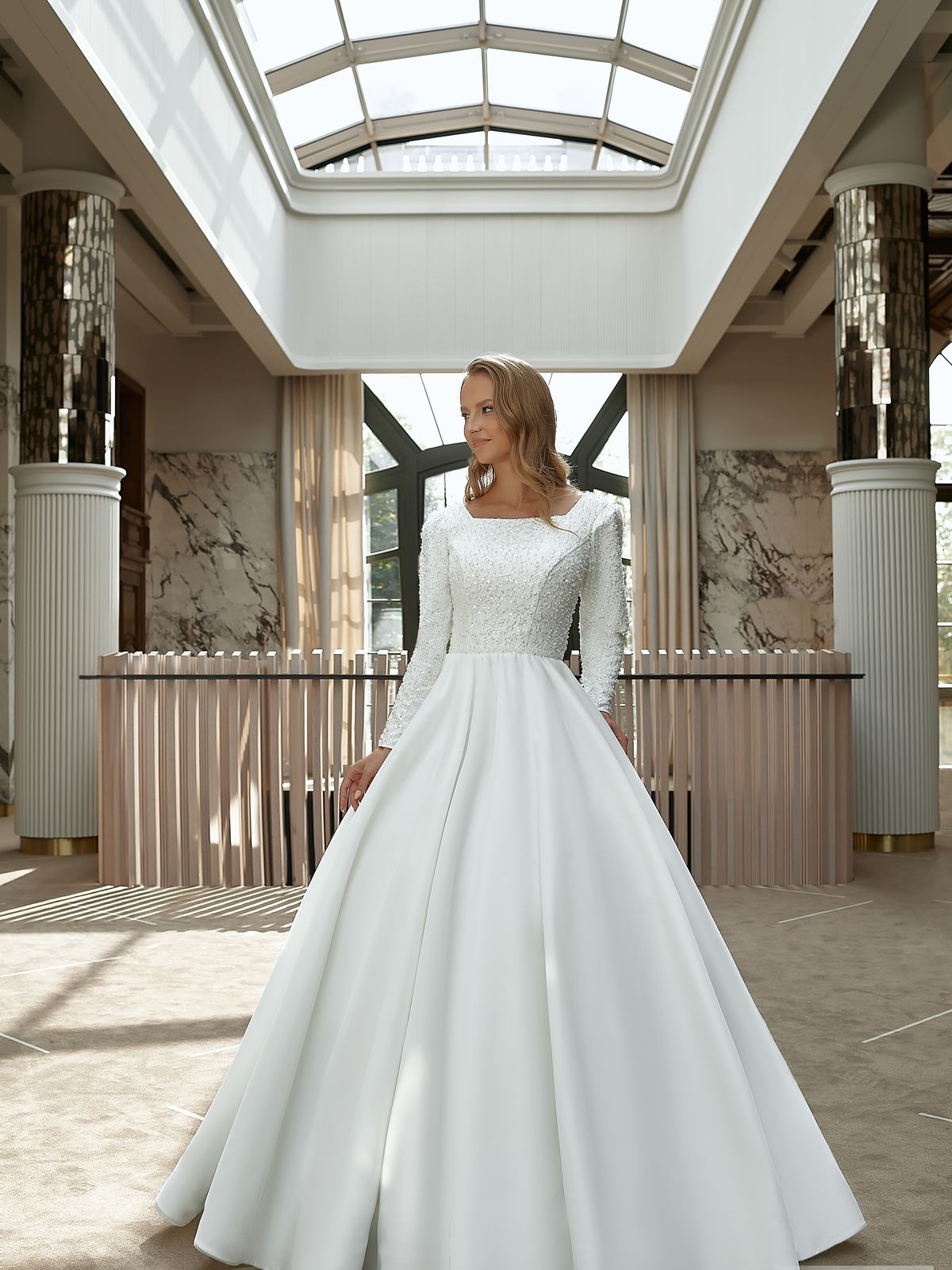 Rochia de mireasă Mirela, model 891, colecția Royal Elegance