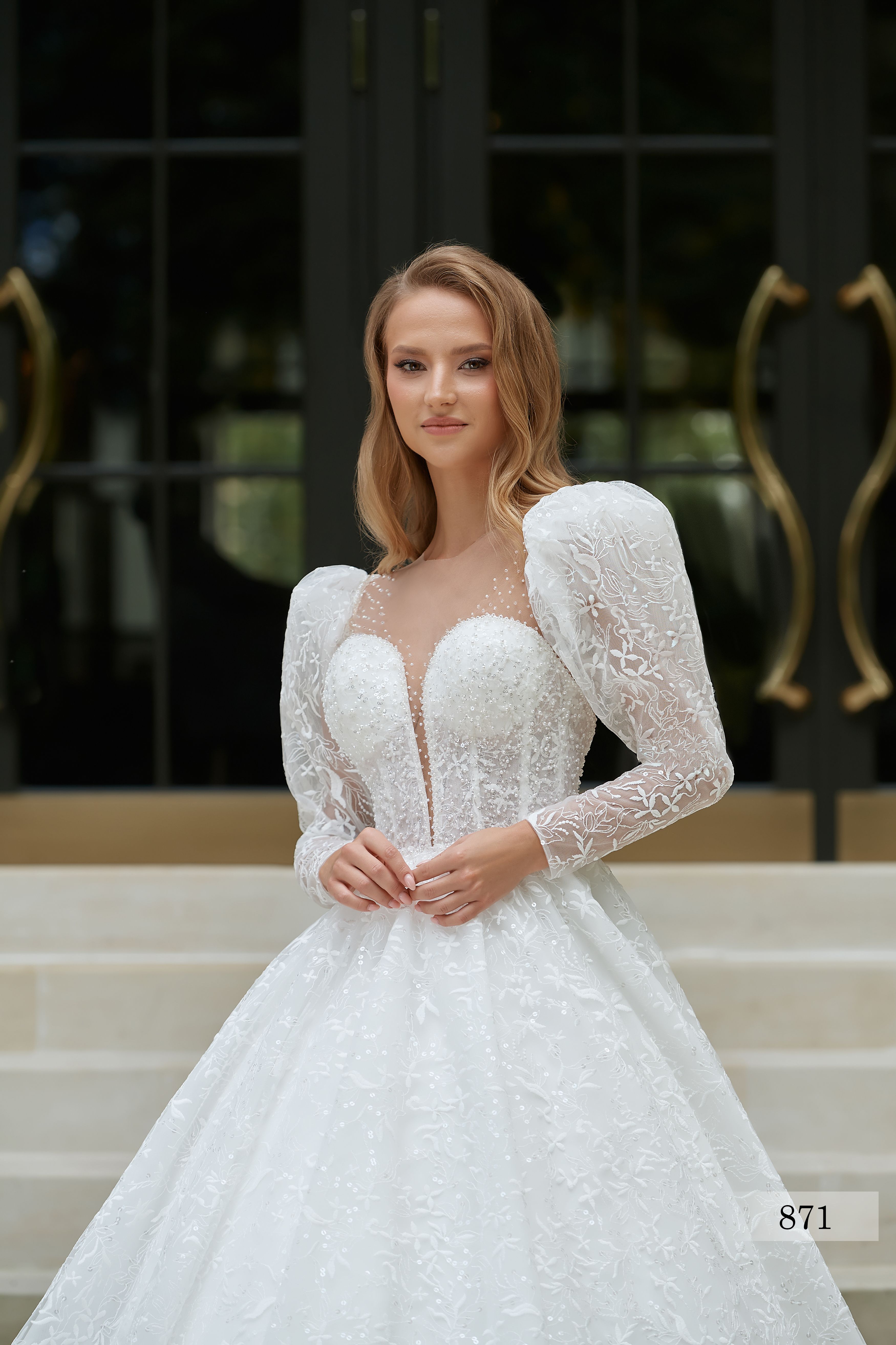 Rochia de mireasă Louisa, model 871, colecția Royal Elegance