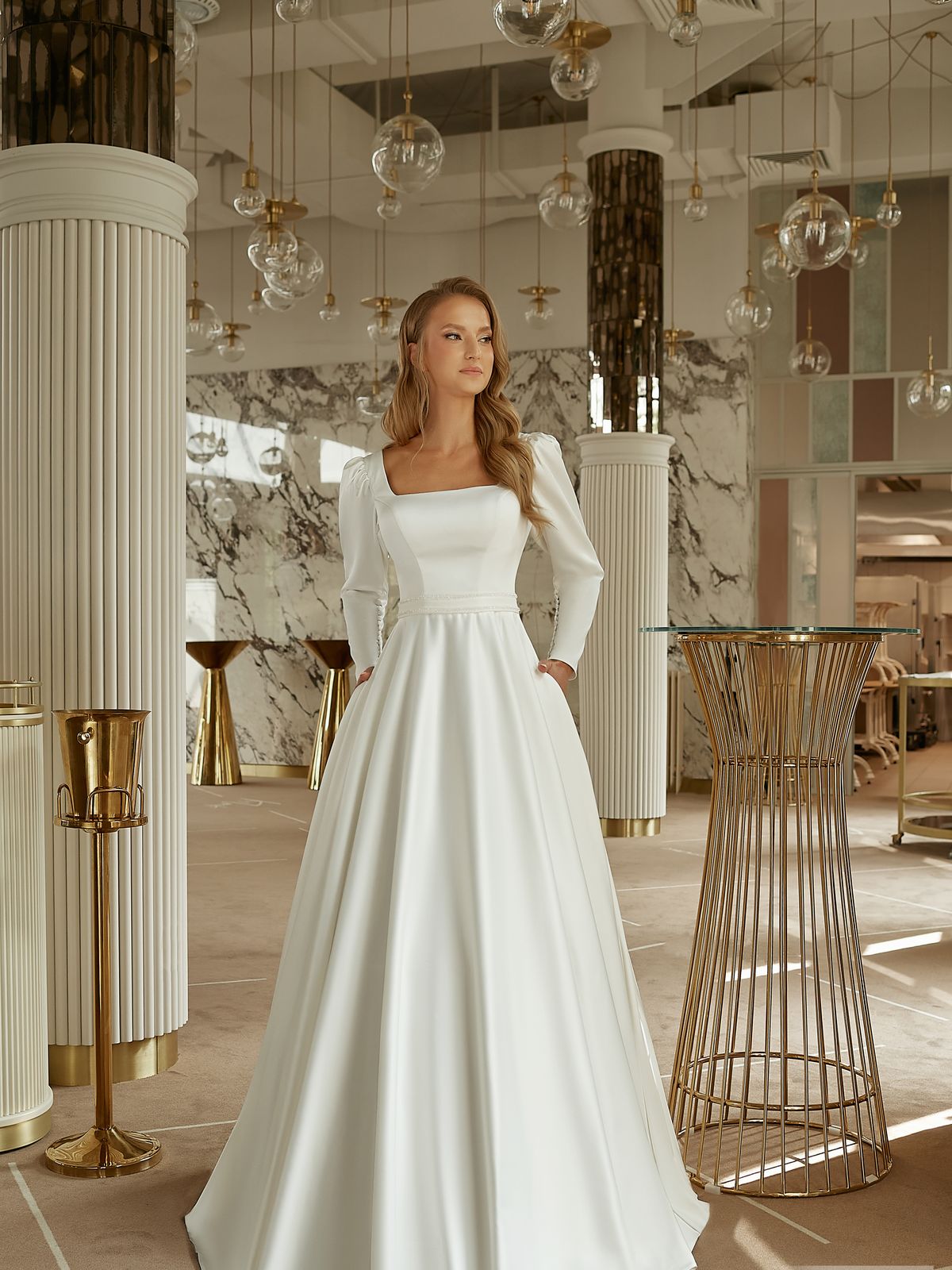 Rochia de mireasă Sanda, model 918, colecția Soft Beauty