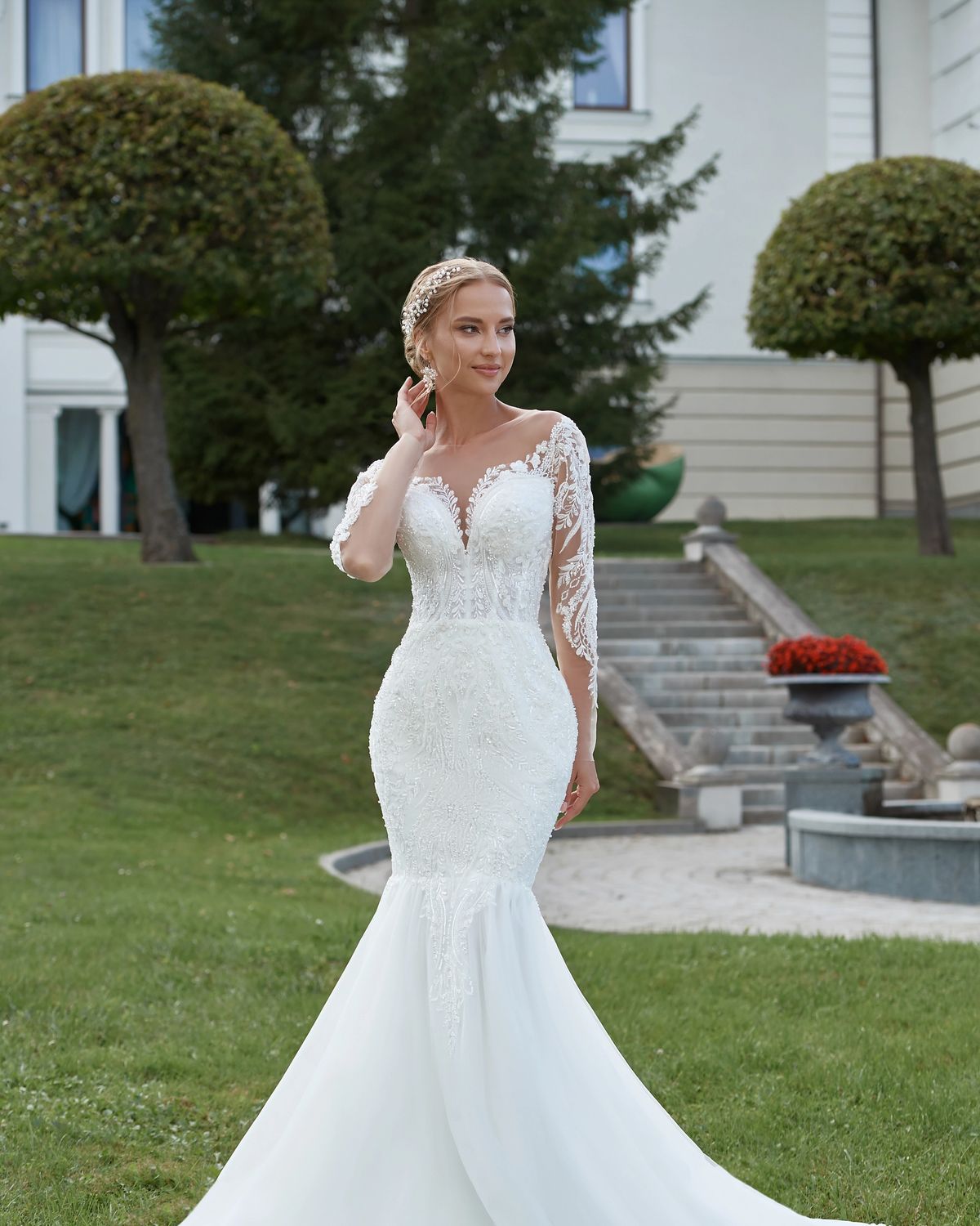 Rochia de mireasă Melania, model 886, colecția Royal Elegance