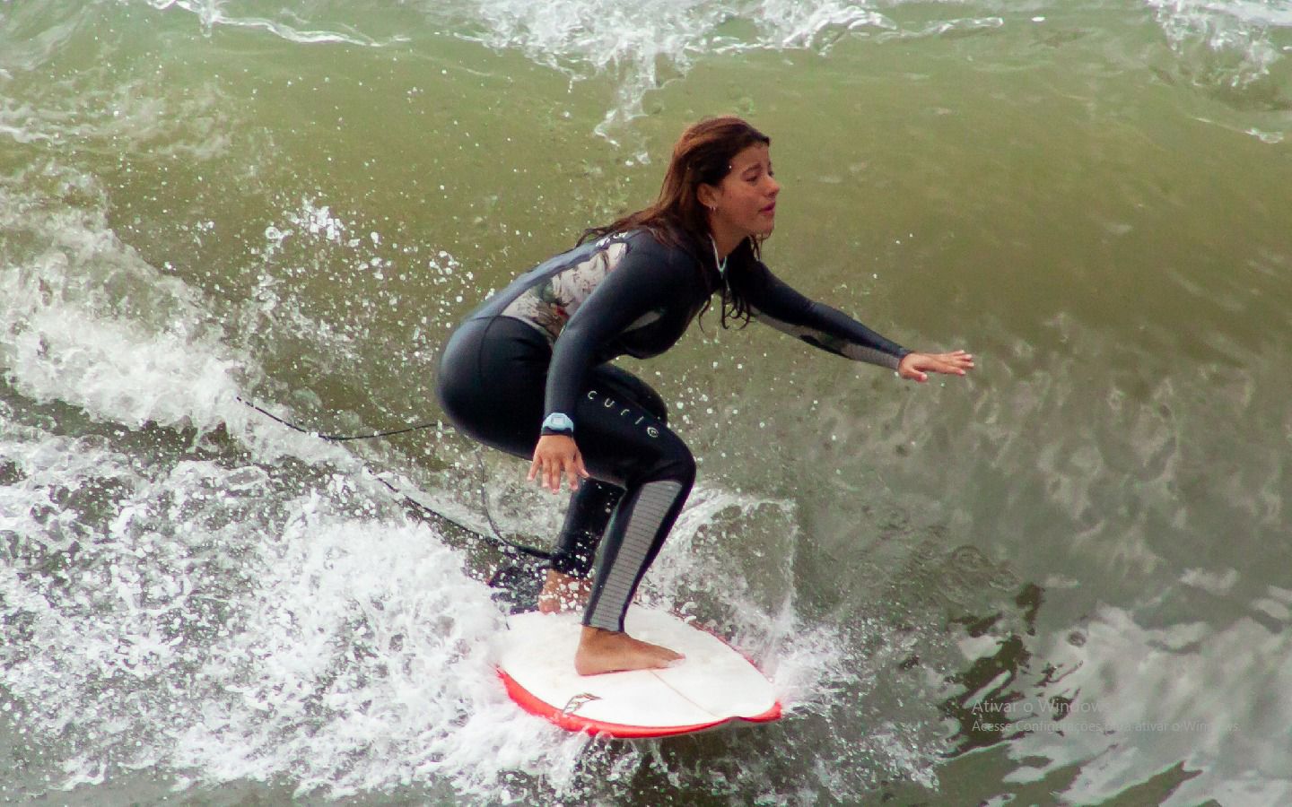 Lara Brazolin | Surfista