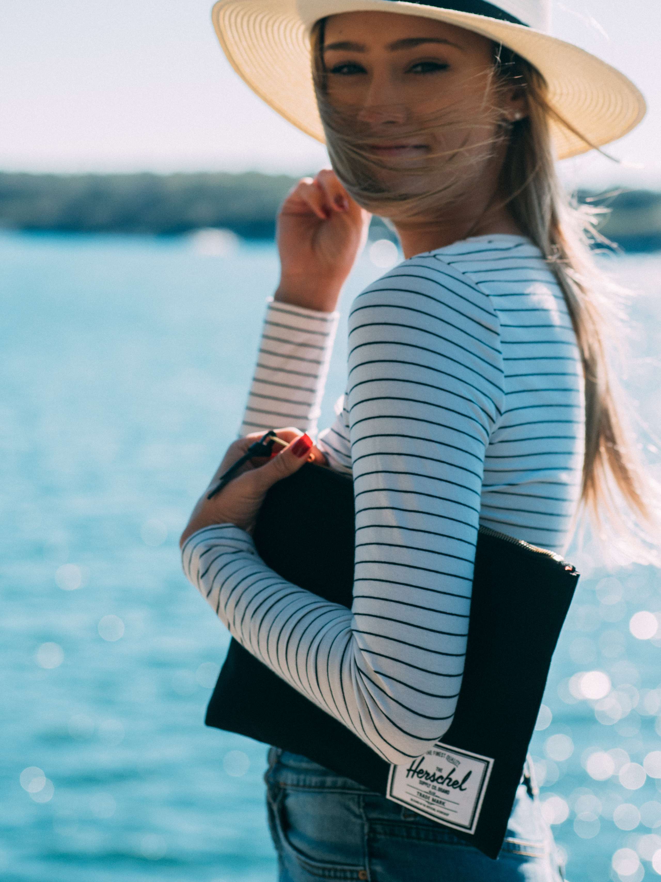 Herschel Supply 10