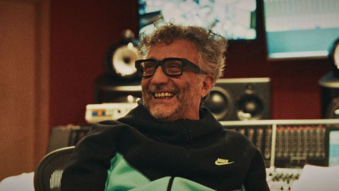 FITOPAEZ_MALDIVINAYTURBIALUZ_BLACK_422_3840X2160_stereo00005594