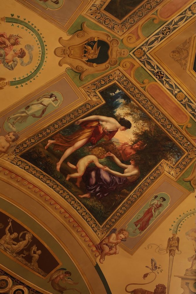 Ceiling of building with artwork inside the Steinway Hall in New York which is Bonhams HQ