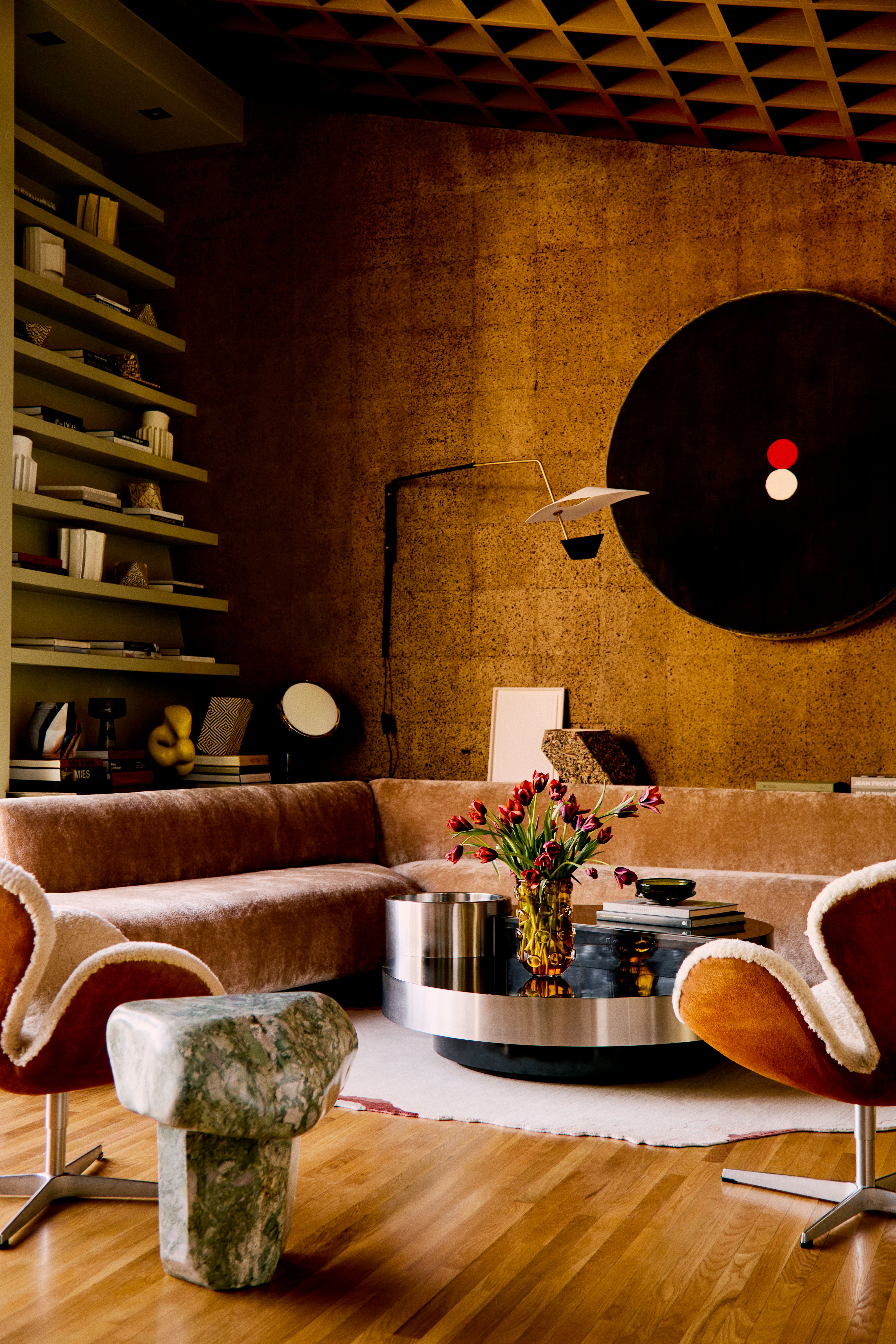 Lounge space designed by 1stDibs in Laurel Canyon in LA 