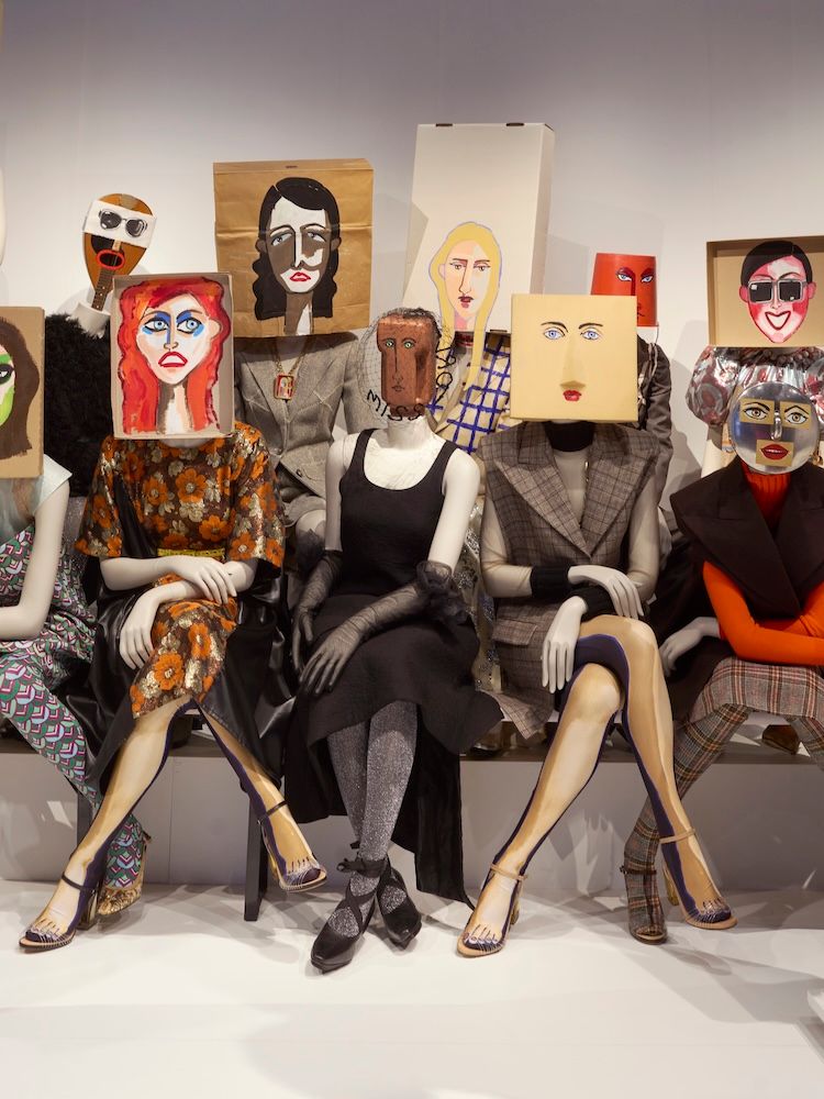 Ceiling of building with artwork inside the Steinway Hall in New York which is Bonhams HQ