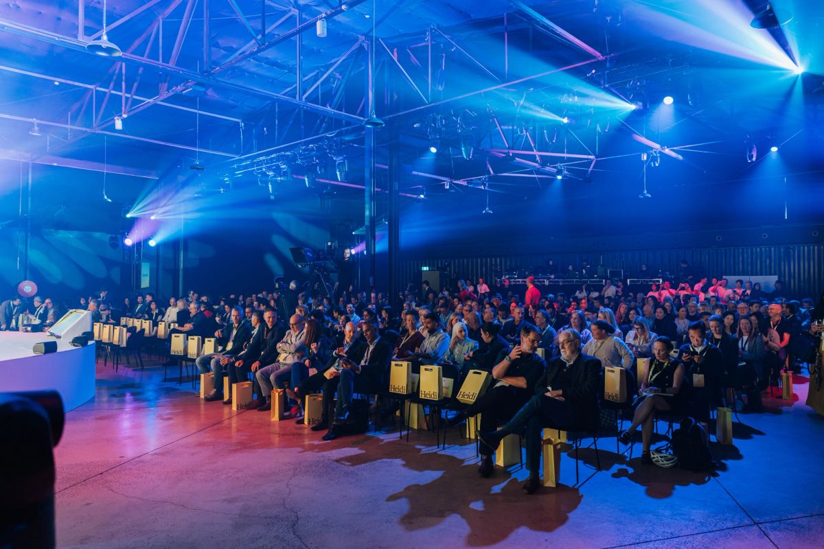 Heidi Handover — A Global Product Launch — event production by Pro Light & Sound