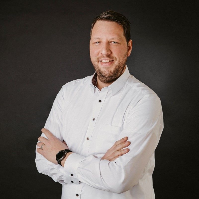 Dr. André Egners
