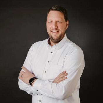 Dr. André Egners