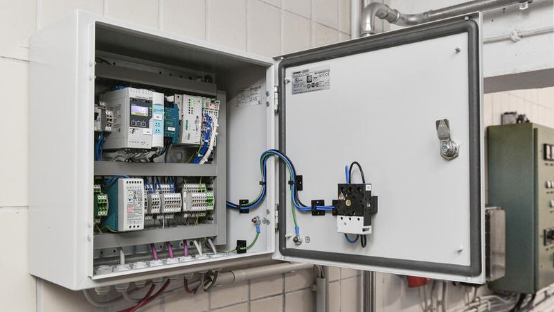 Open IoT control cabinet for municipal water works monitoring with control components