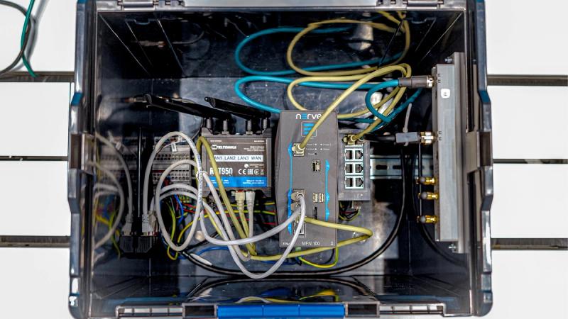 ITK Transparency Toolkit Nervo gateway in open system box for OEE measurement