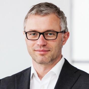 Dr. Frank Stummer