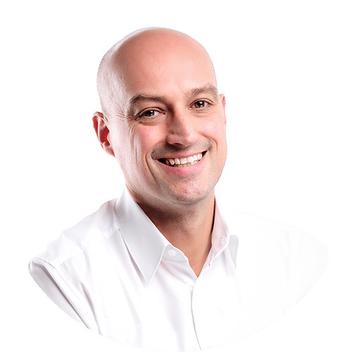 Stefan Schmitz