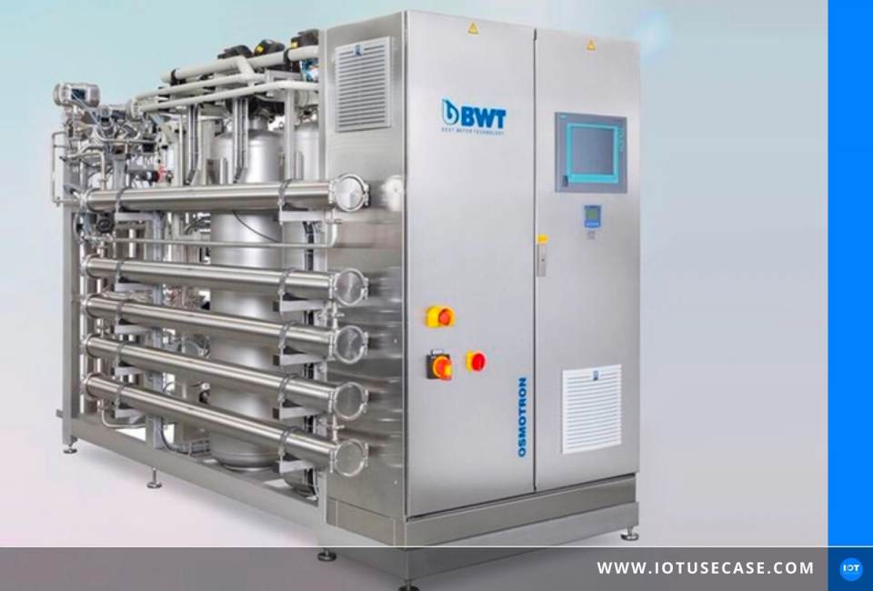 Reinstwasser-Skid von BWT mit Feldgeräten, deren Dokumente über das Netilion-Ökosystem von Endress+Hauser bereitgestellt werden