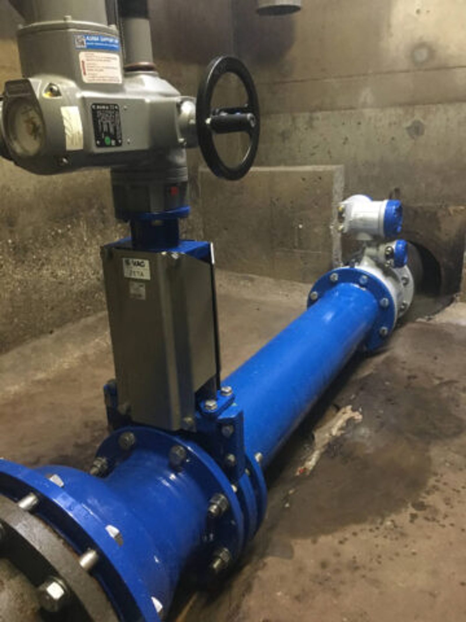 Metrological solution for the monitoring and control of flow rates from a rainwater basin