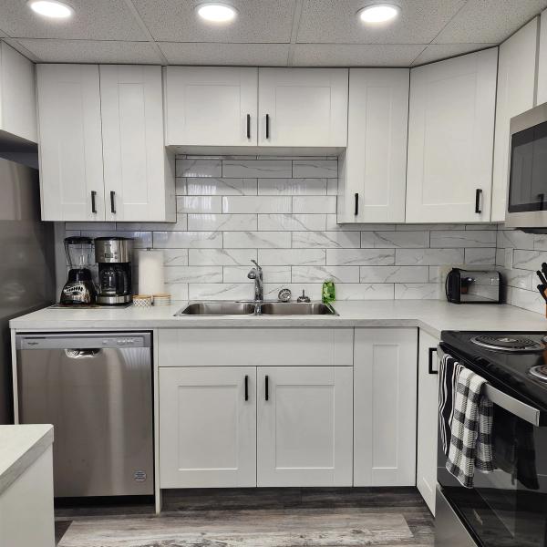 Checkmate Hill Condominiums | Sun Country Rentals