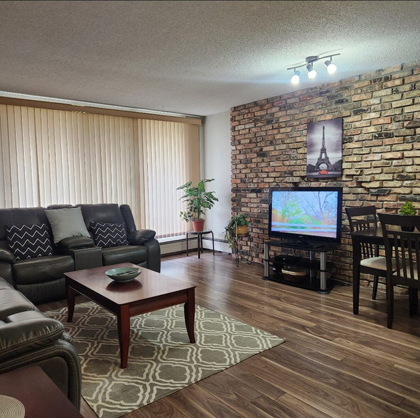 Checkmate Hill Condominiums | Sun Country Rentals