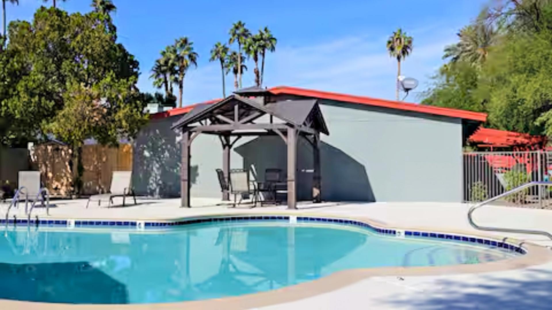 Patio 15 outdoor pool