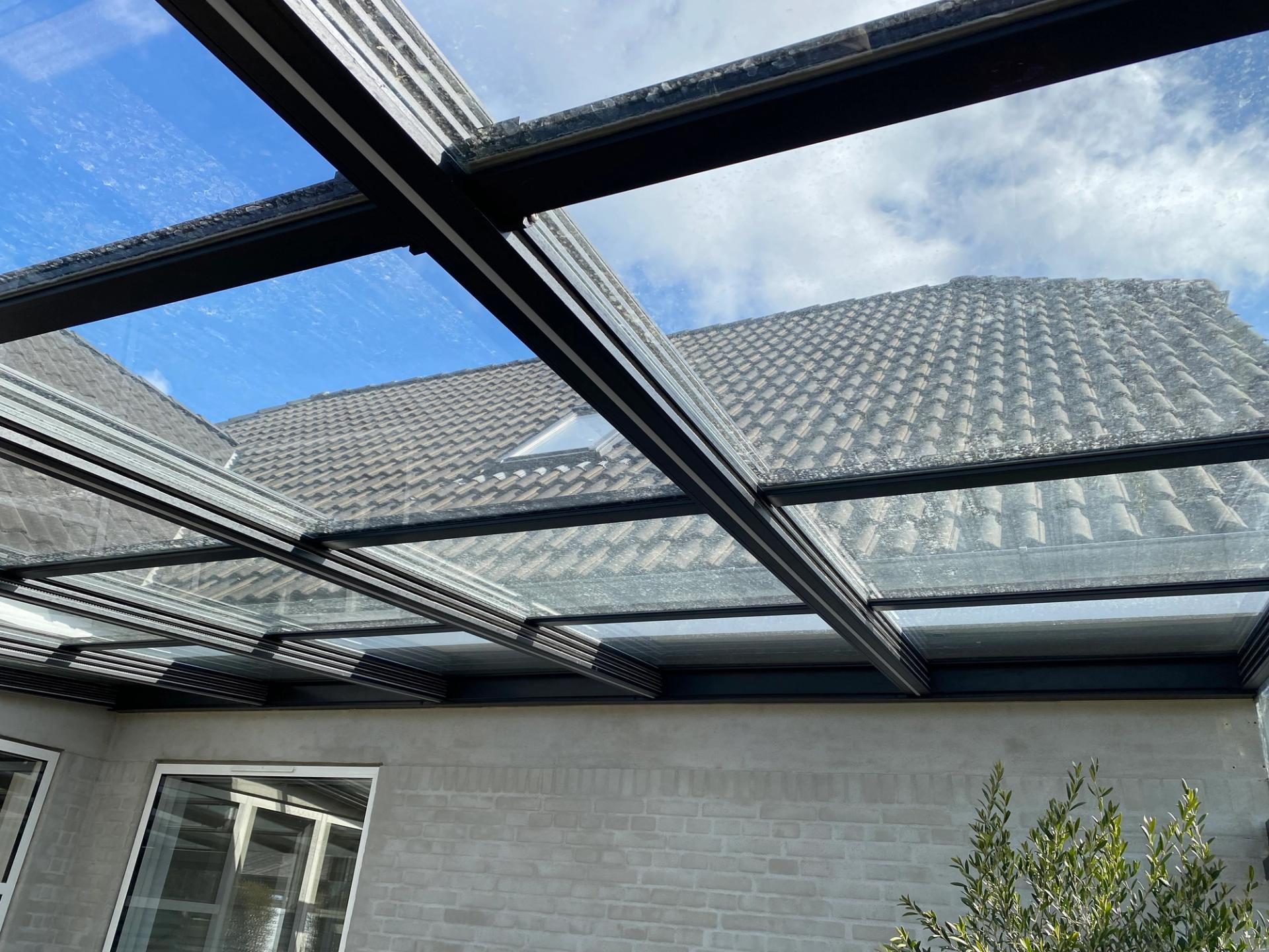 Retractable Glass Roofs | The Oi
