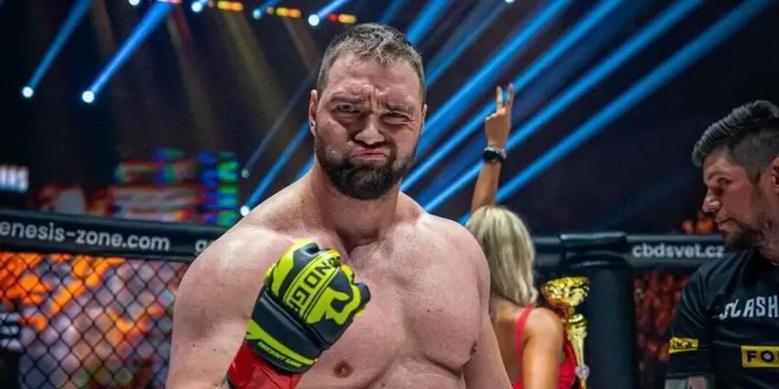 Karlos Benda před zápasem.